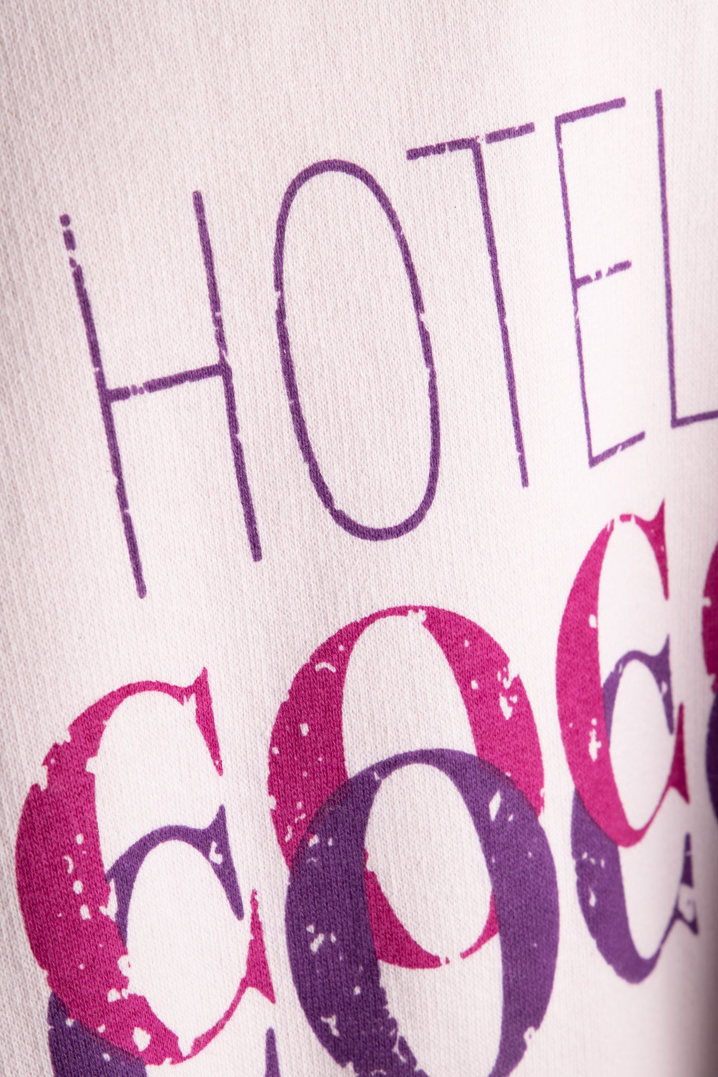 PEGGY SWEAT HOTEL COCO 4