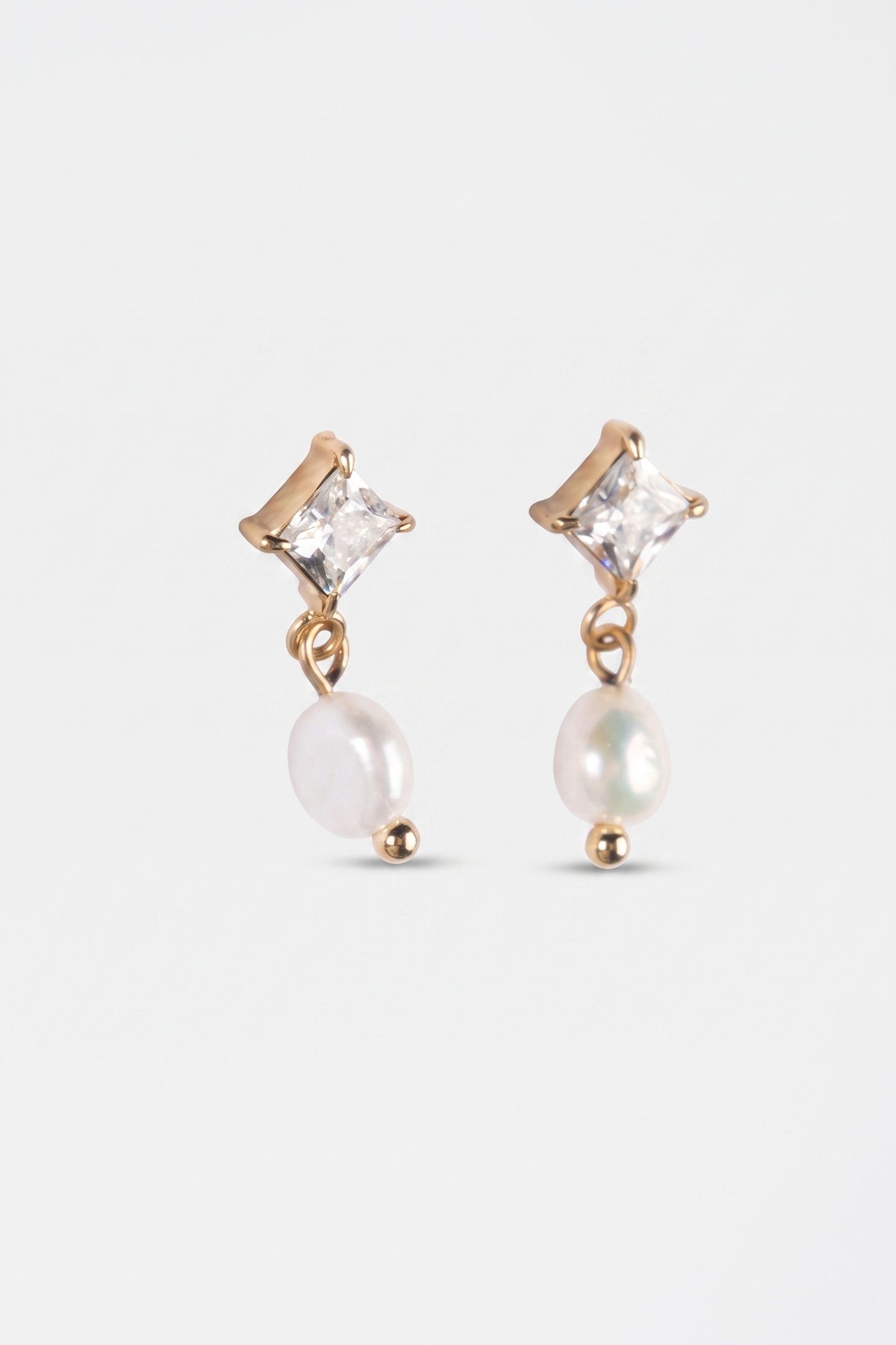 ELEGANT PEARL OHRRINGE GOLD 4