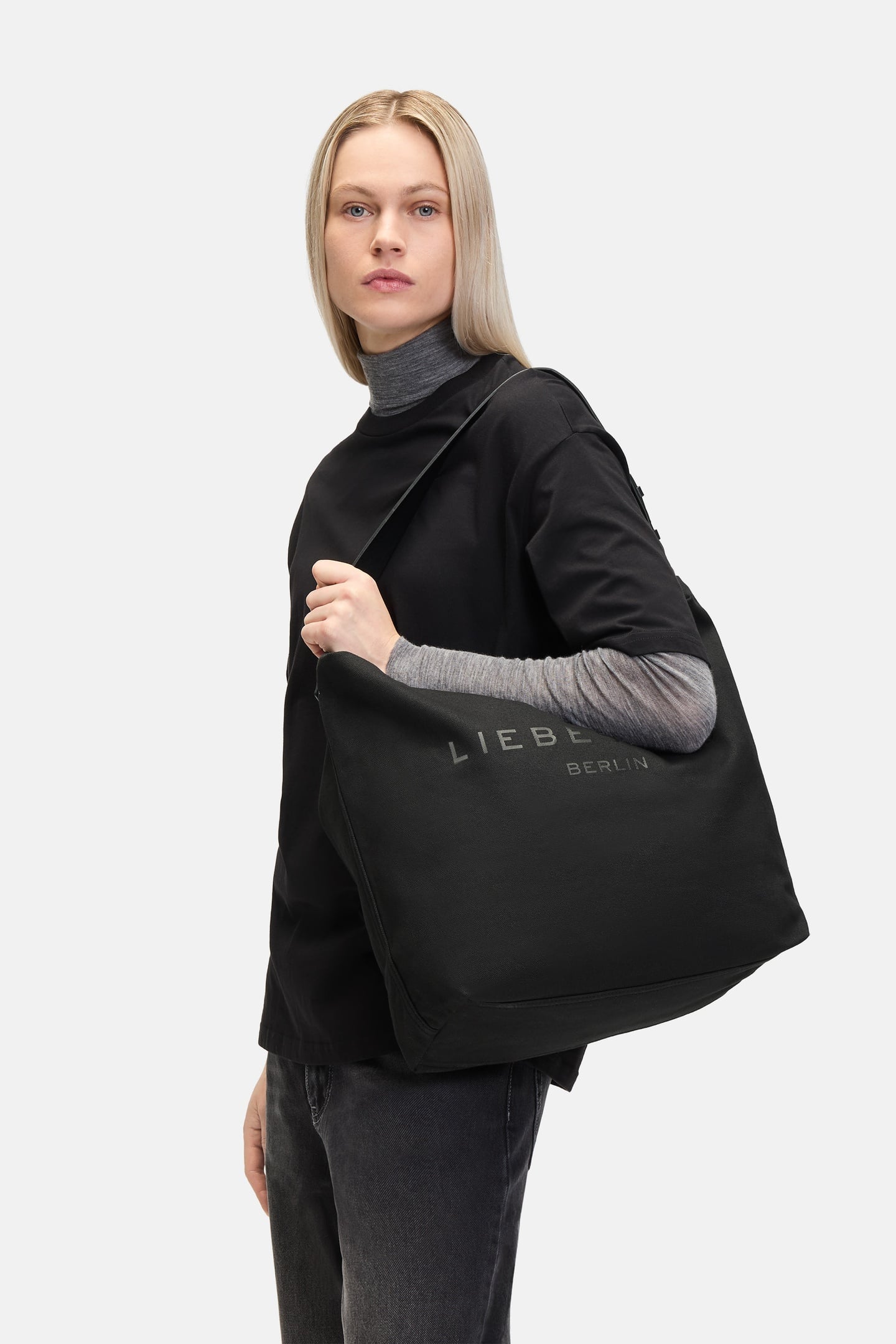 SHOPPER LARGE BLACK 1
