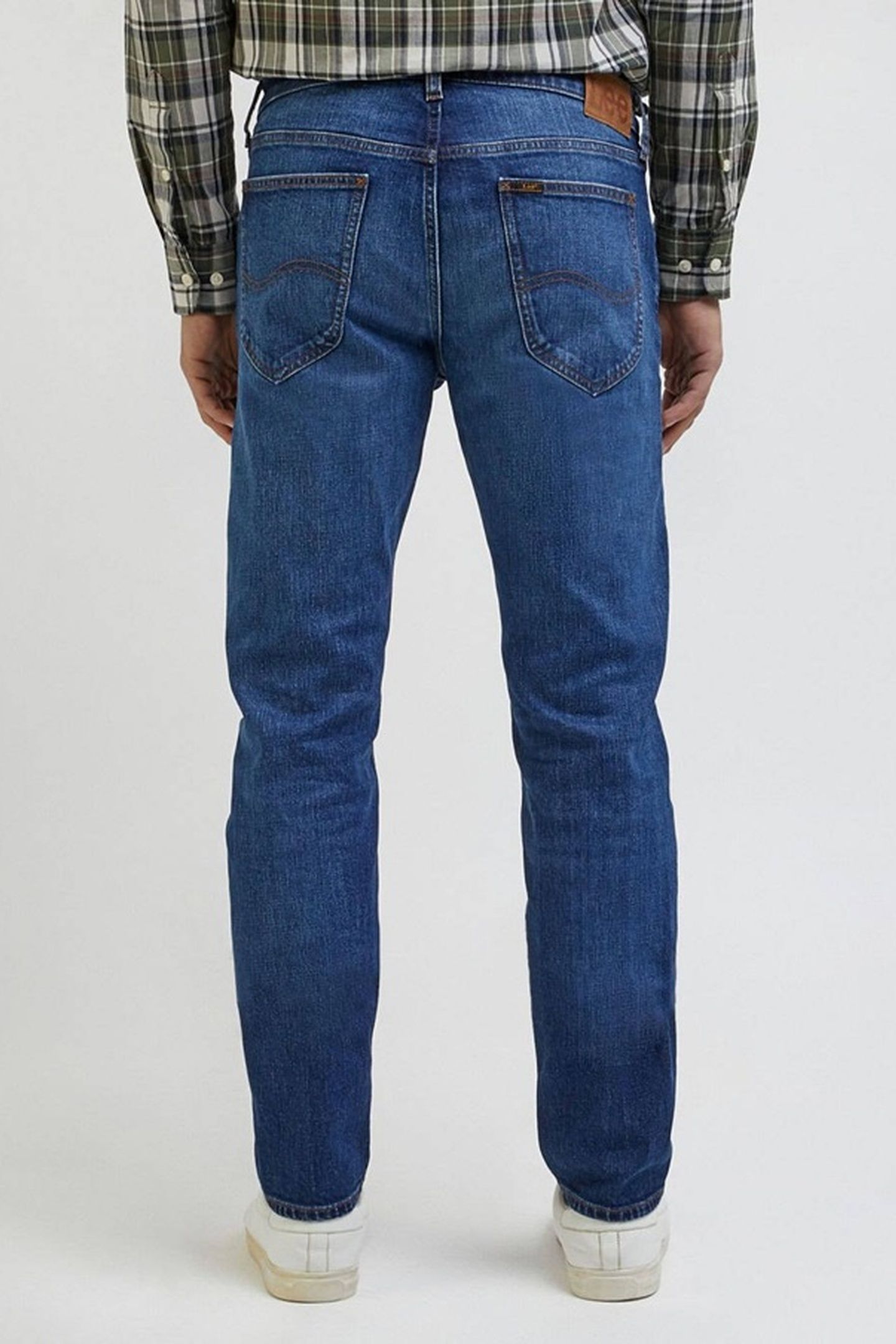 DAREN ON THE ROAD JEANS 3