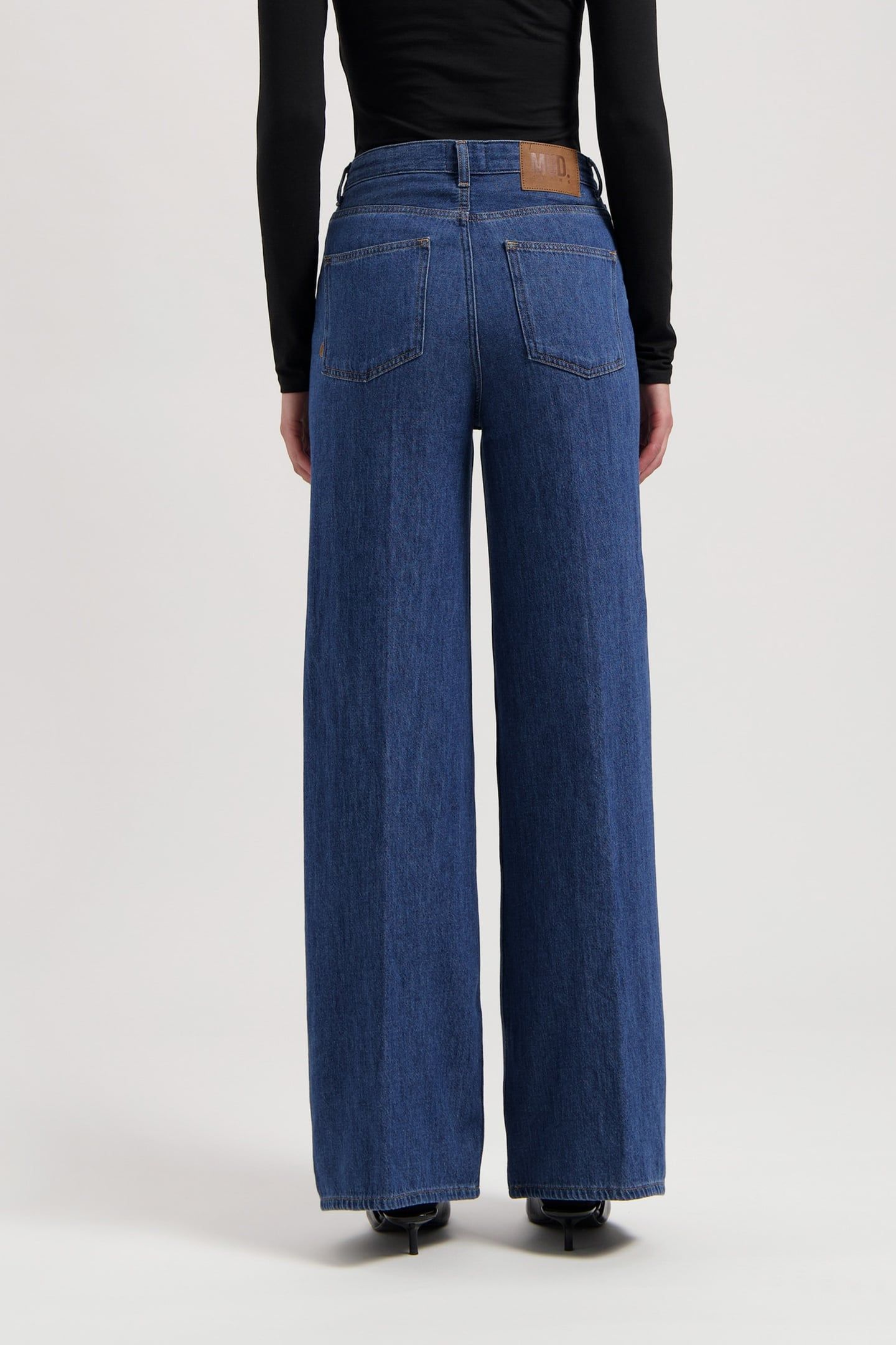 SARA HIGH LOOSE FLOW STONE INDIGO 4