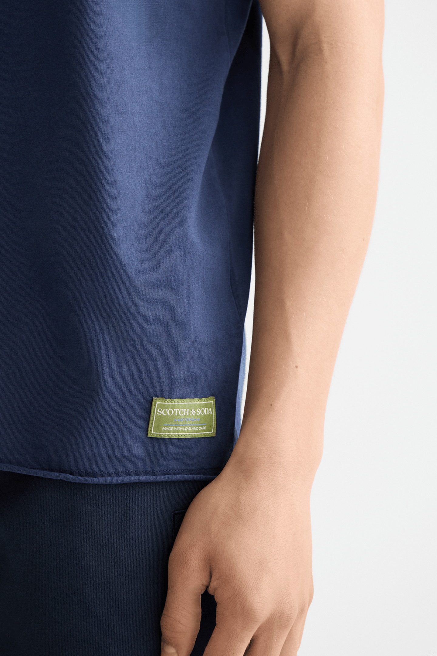 RAW EDGE T-SHIRT PEACOAT 4