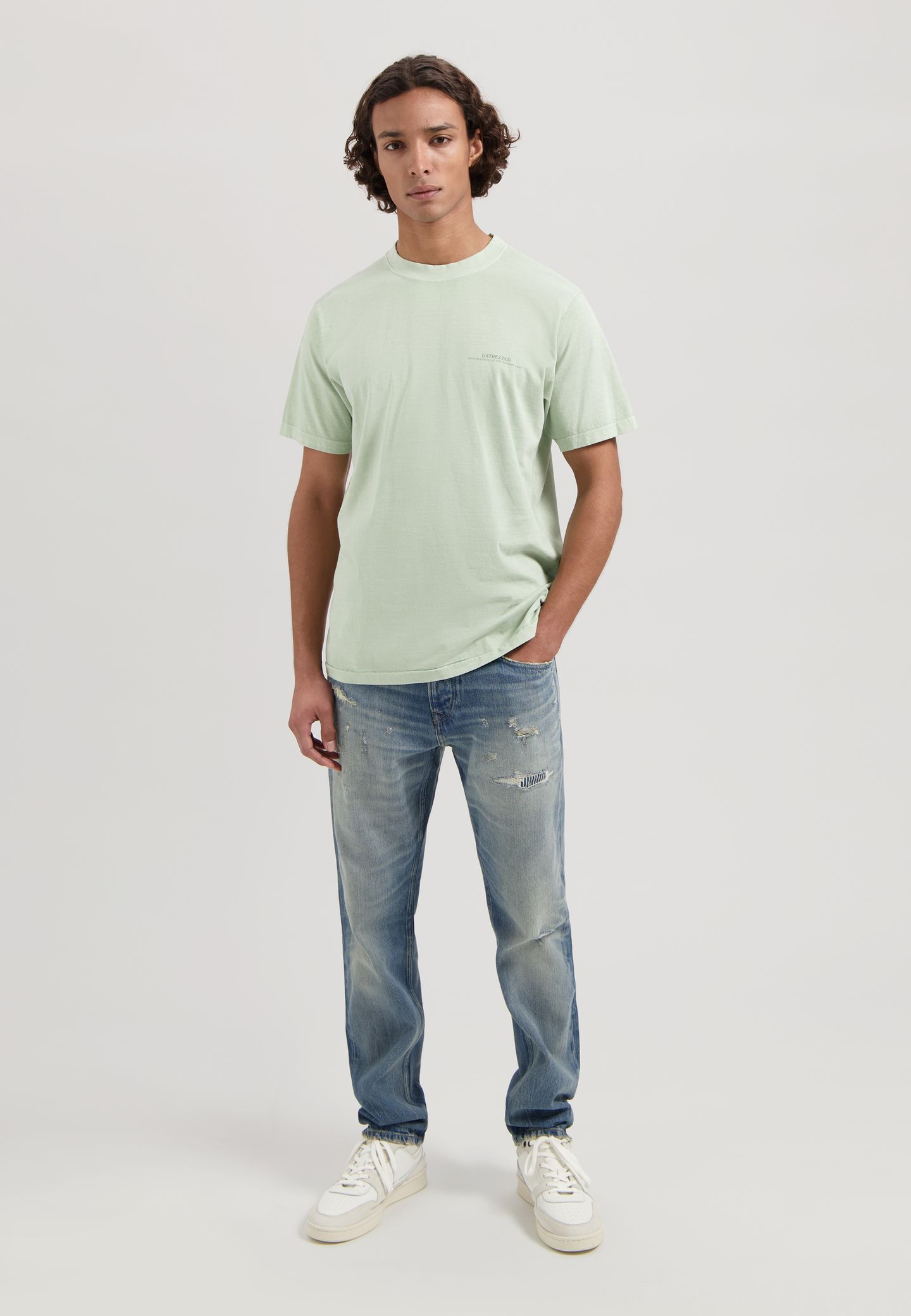 NICKOLAS TEE SAGE 3