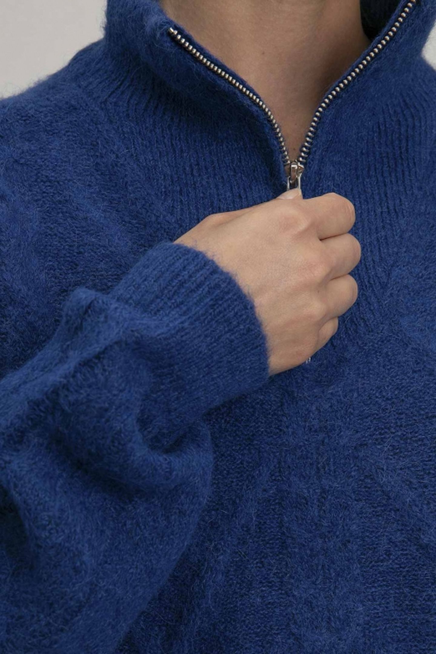 STEFANO SWEATER ROYAL BLUE 4
