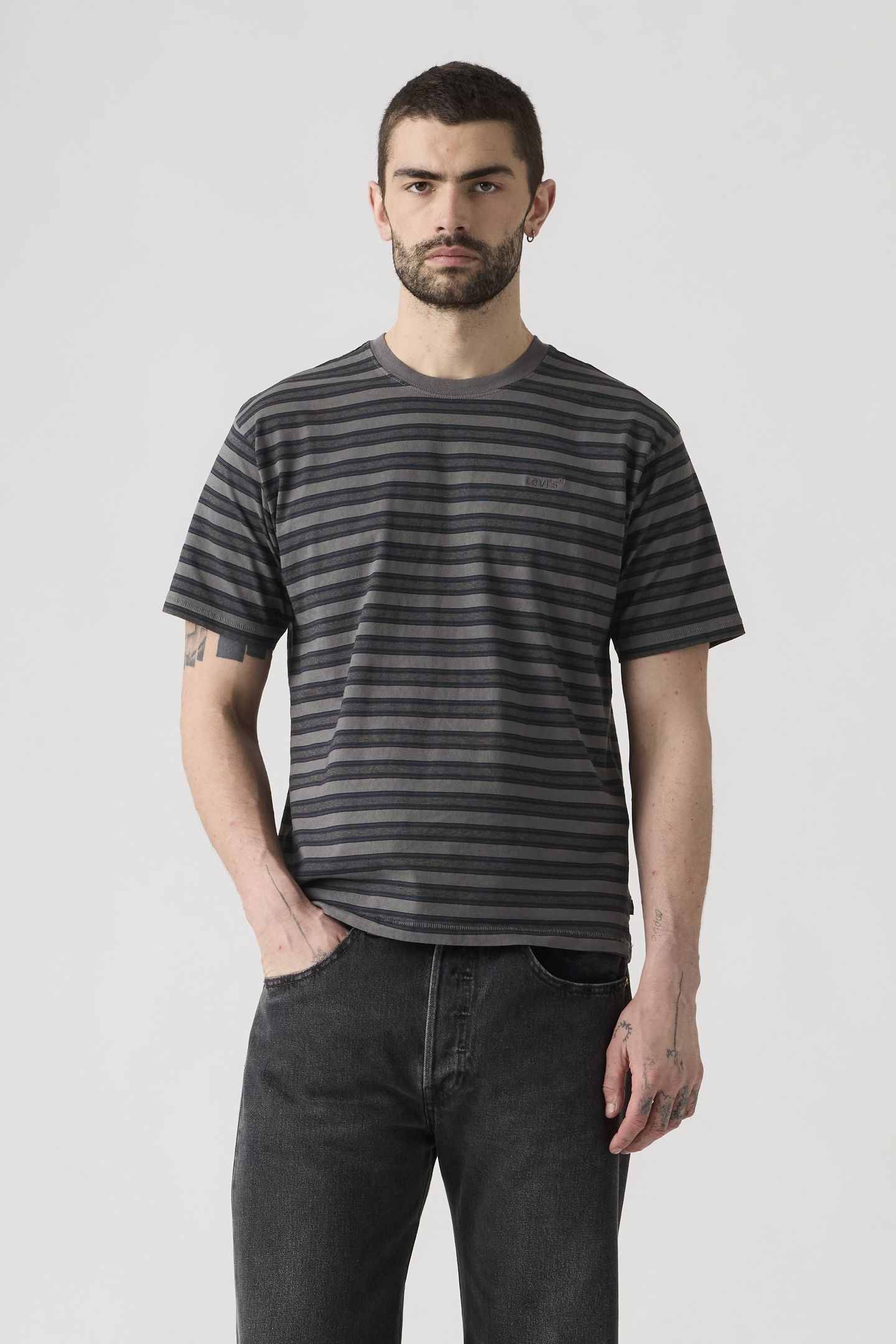 RED TAB VINTAGE TEE 1