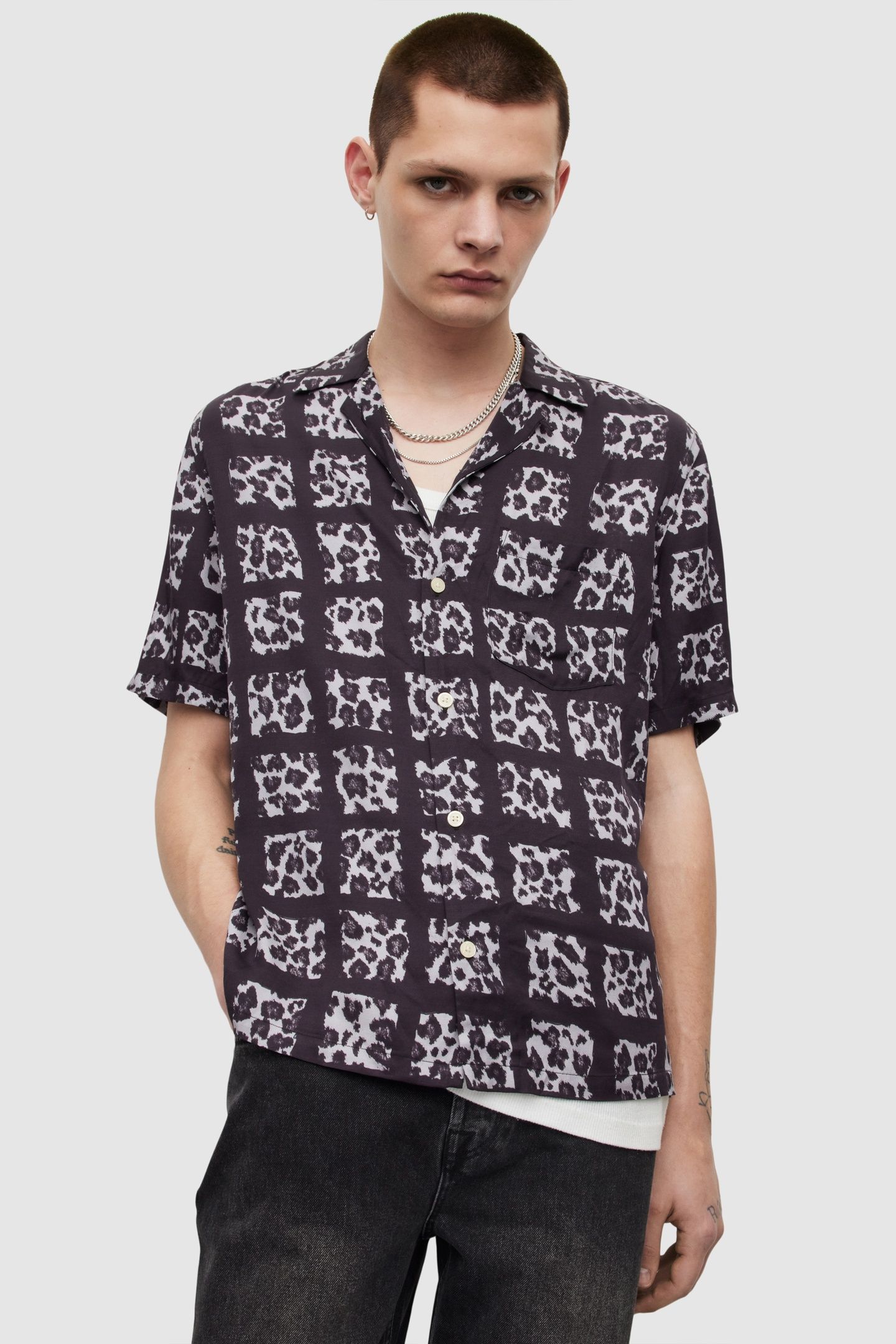 CUBE SS SHIRT JET BLACK 4
