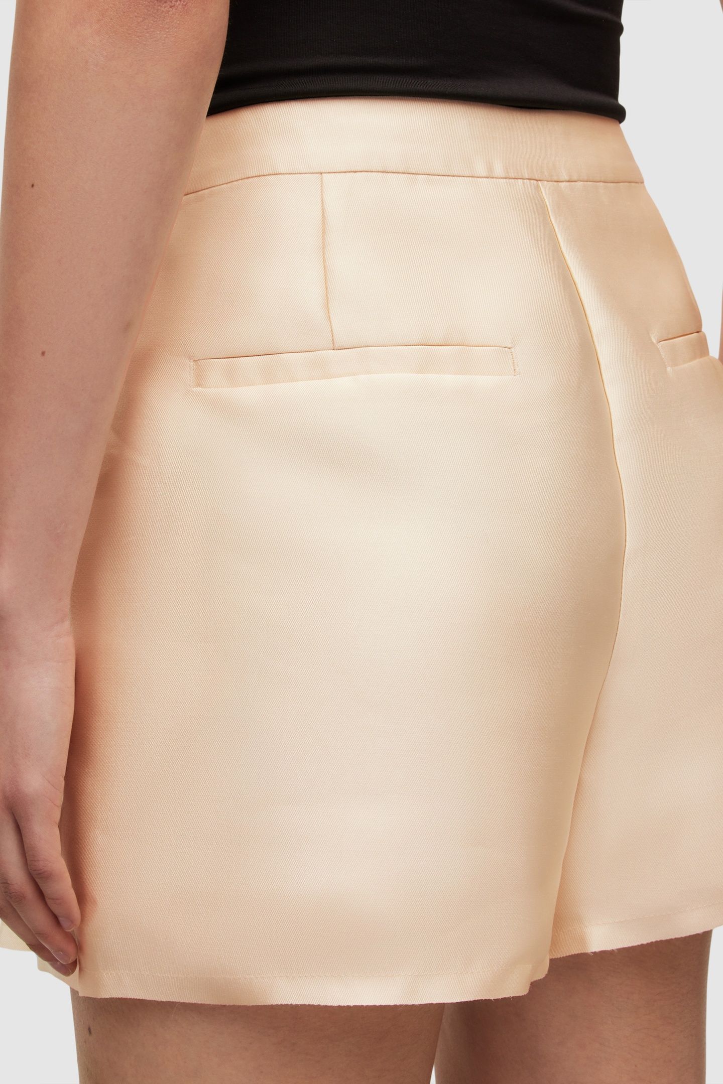 LONDON SHIMMER SHORT GOLD 5