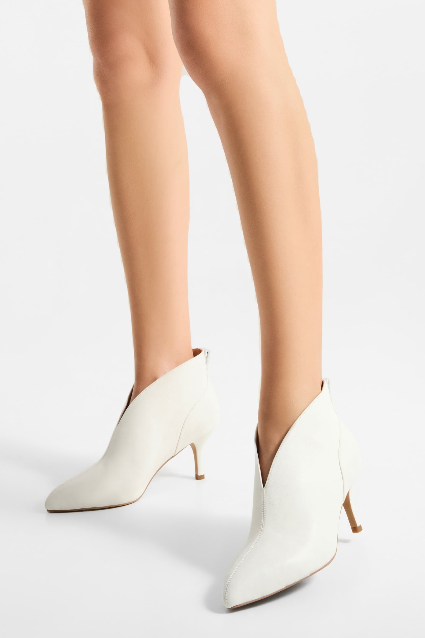 VALENTINE LOW CUT L WHISPER WHITE 4
