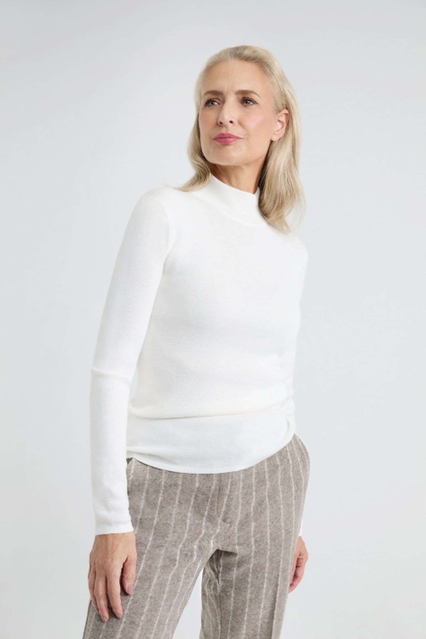 ANGIE SWEATER OFF WHITE 1