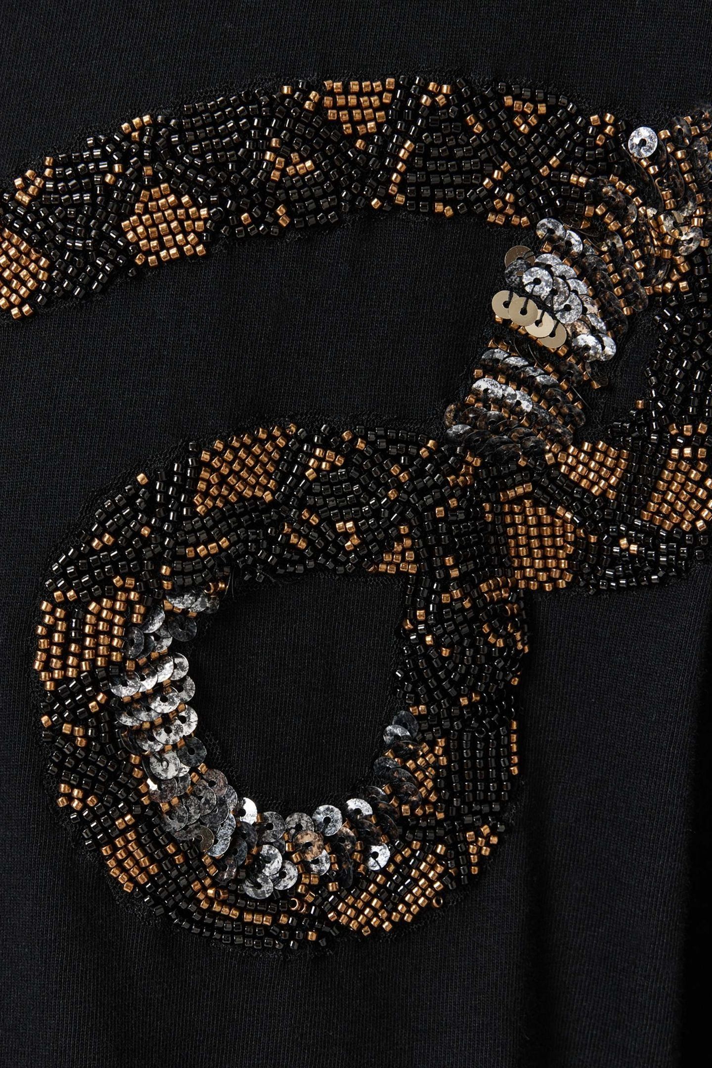 OUROS AMELIE TEE BLACK 6