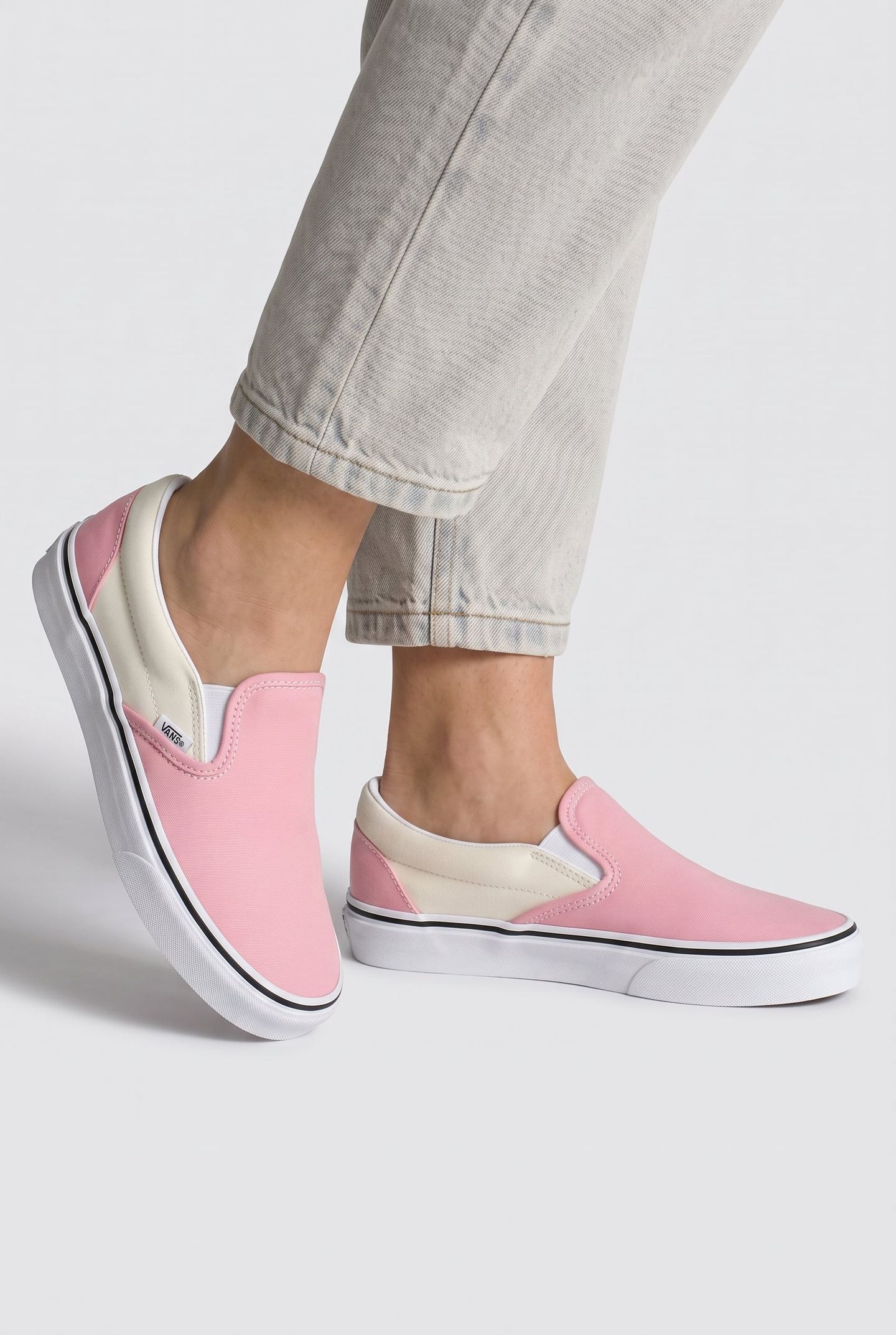 UNISEX CLASSIC SLIP-ON PINK 3