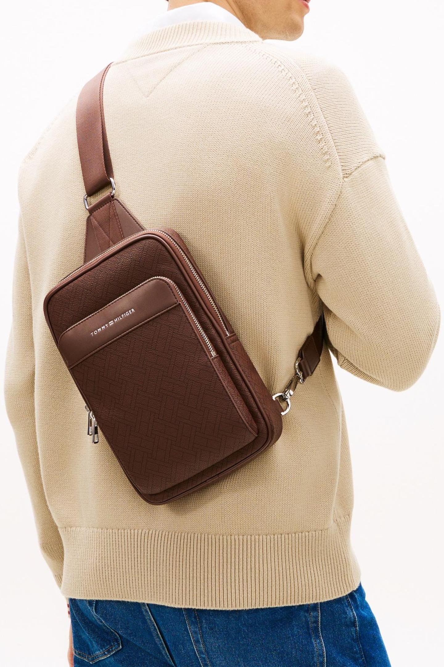 FLAG MONOGRAM SLING BAG COFFEE BEAN 1