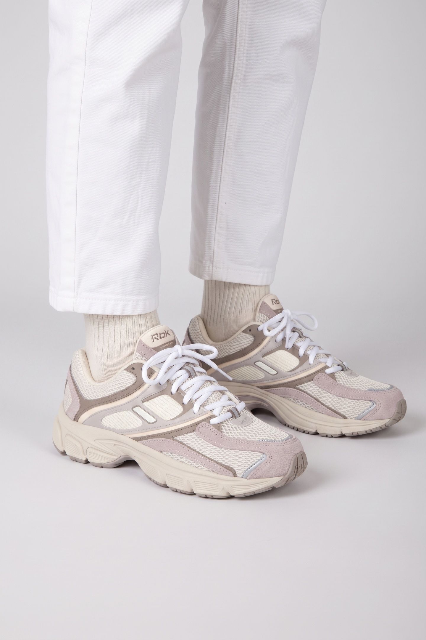 UNISEX RBK PREMIER TRINITY VINTAGE CHALK/HAZY GREY/ALABASTER 3