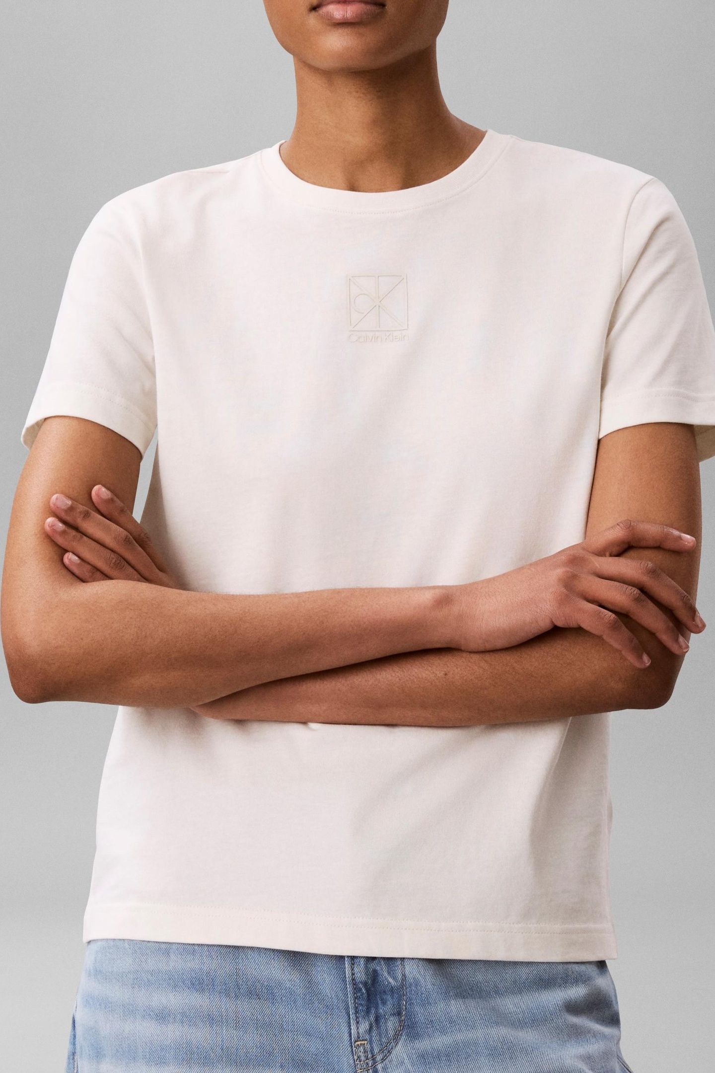 SHORT SLEEVE 20S JERSEY EMBLEM TEE TOFU 1