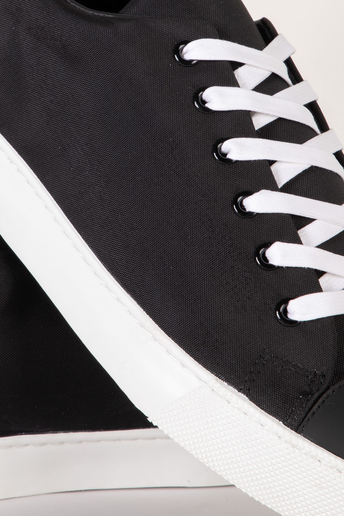 CALFSKIN SNEAKERS BLACK 4