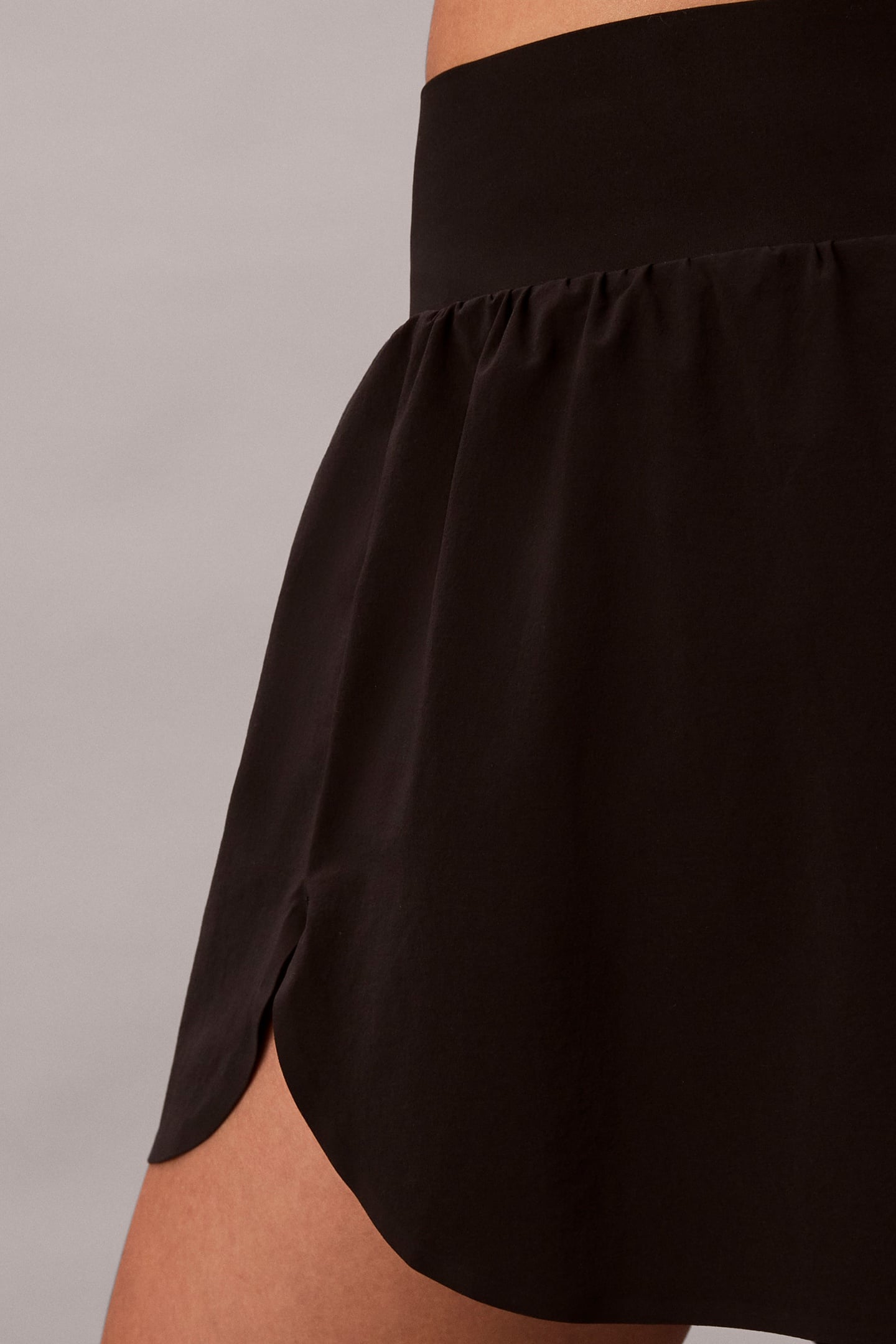 INTENSE POWER SHORTS BLACK 6