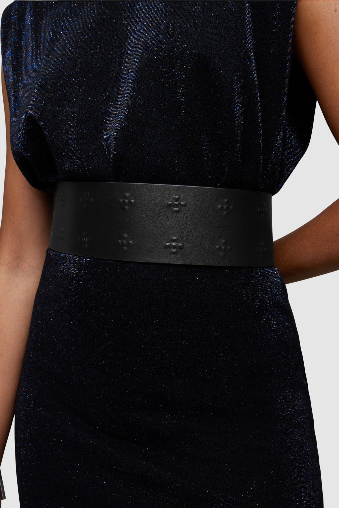 NOVA DEBOSS WAIST BELT BLACK/MATTE BLACK 5