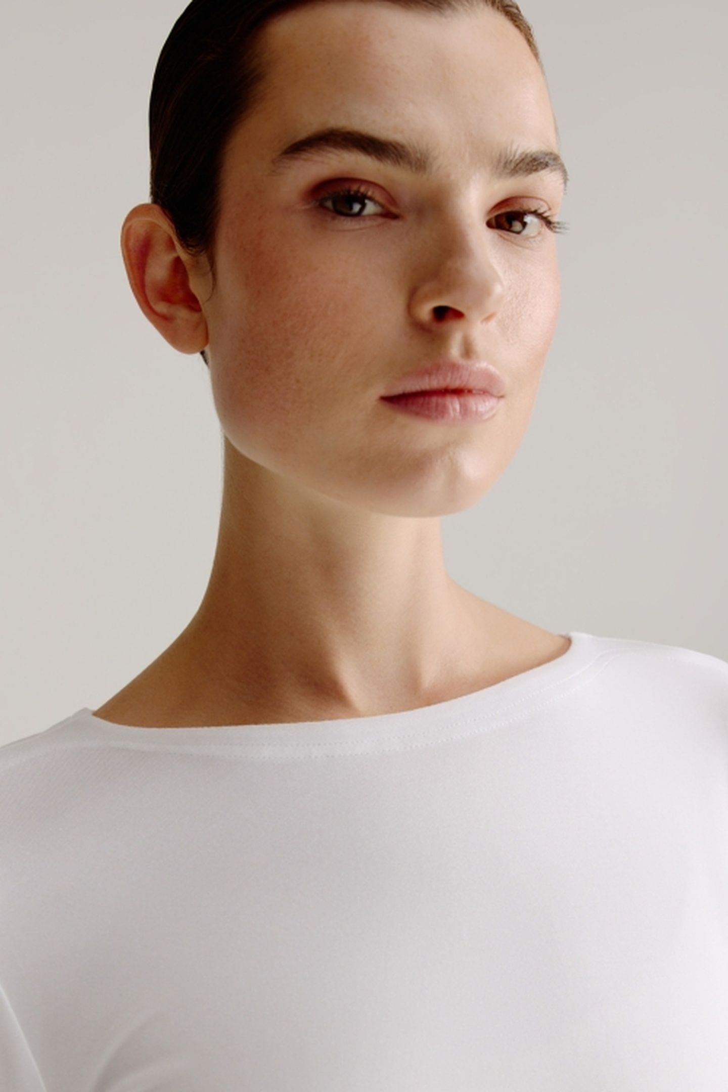 ALINE T-SHIRT SOLID OFF WHITE 4