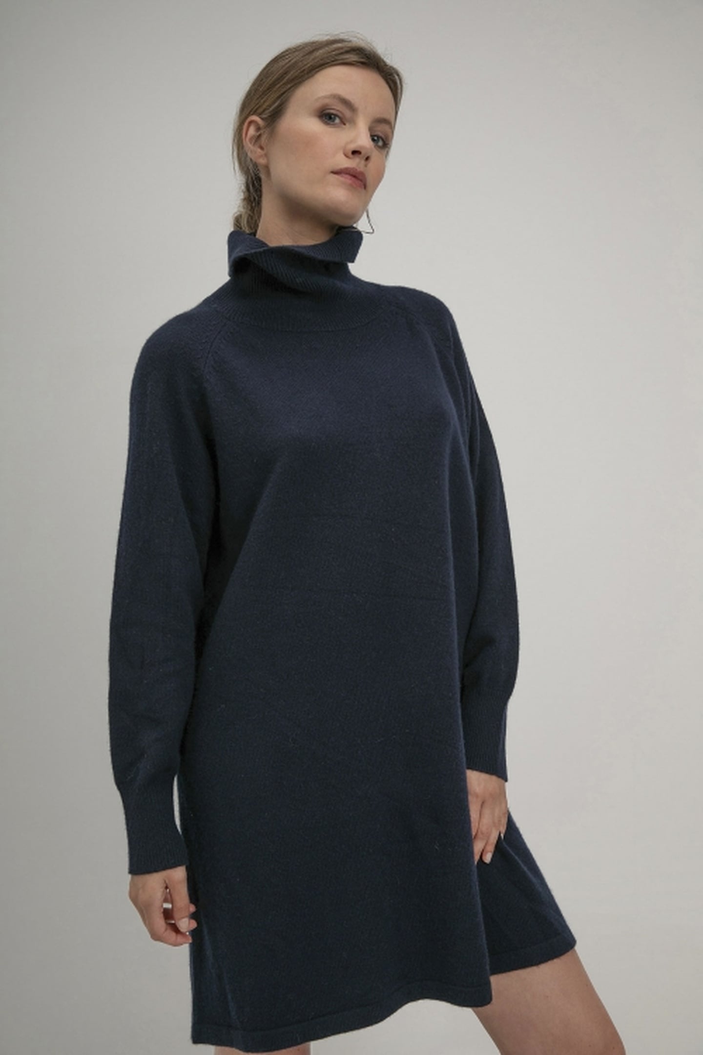 SANDY DRESS NAVY 2