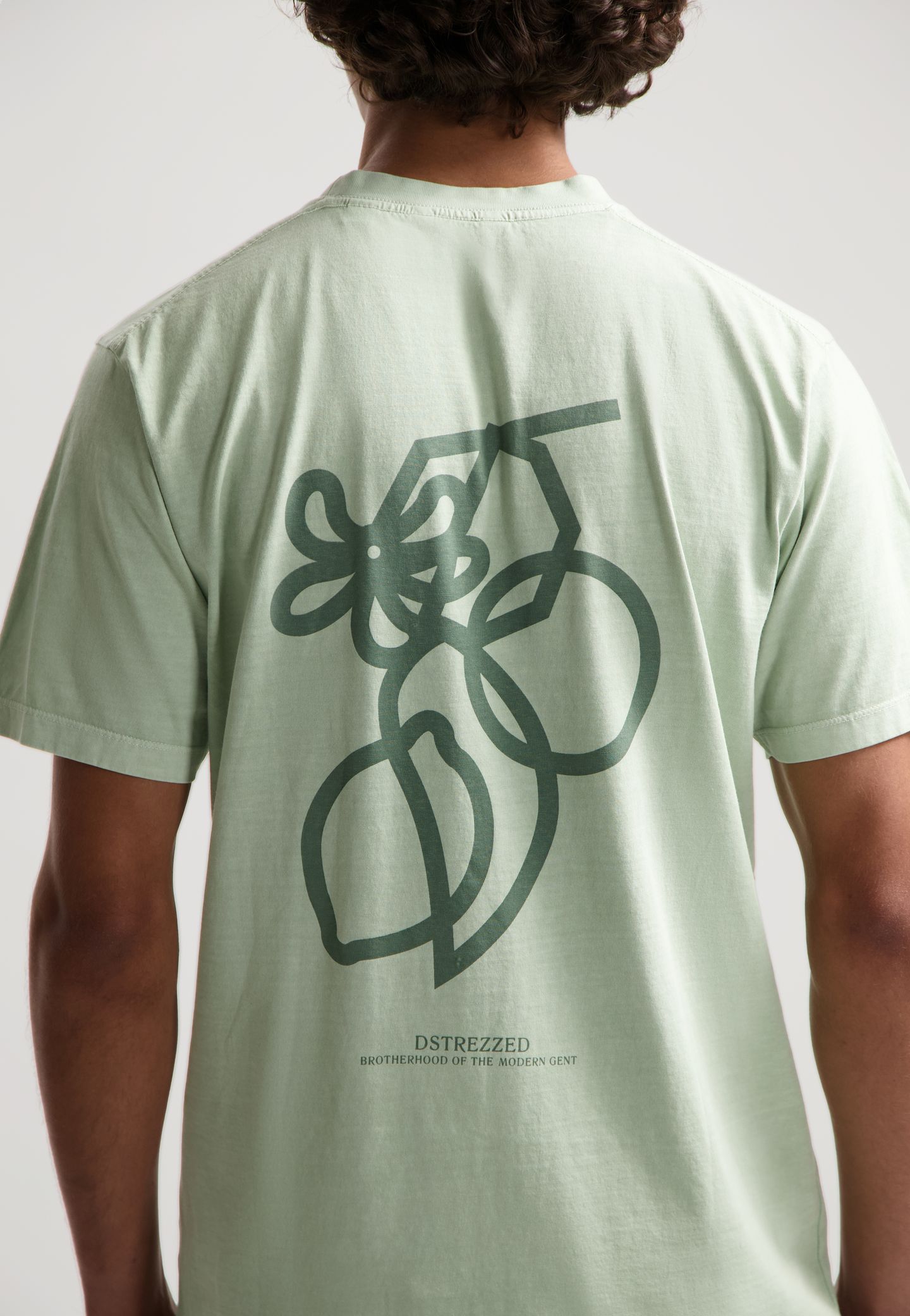 NICKOLAS TEE SAGE 5