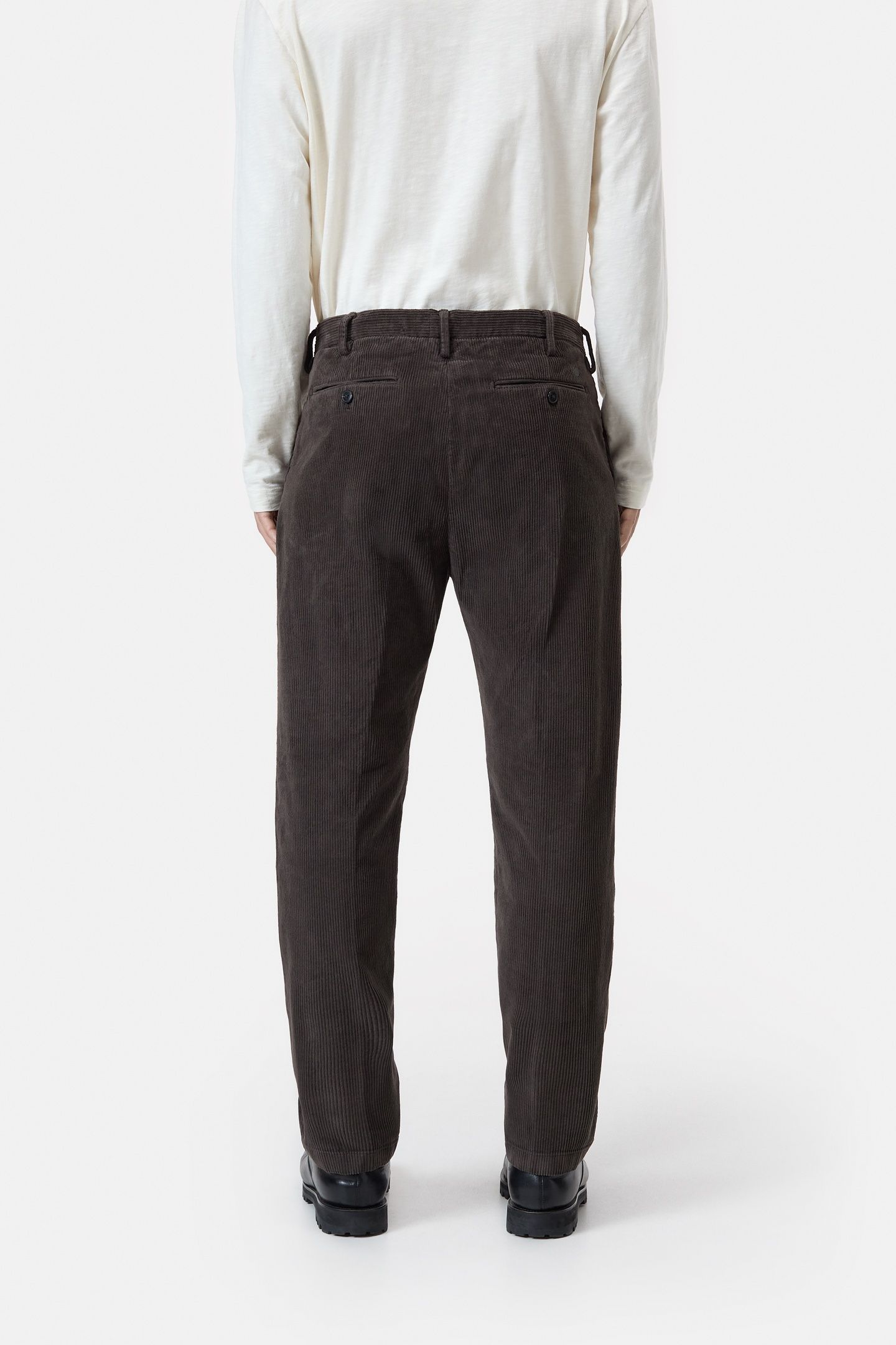 BERGEN TAPERED PANTS EBONY 2