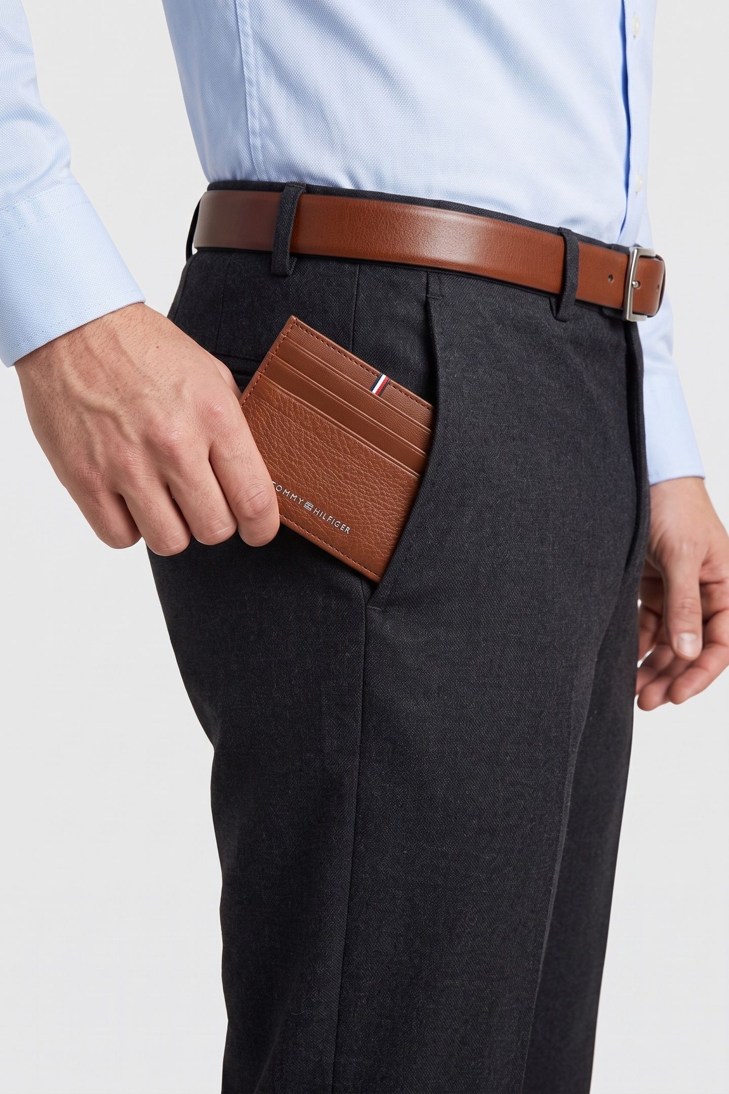 CORP CARDHOLDER WINTER COGNAC 3