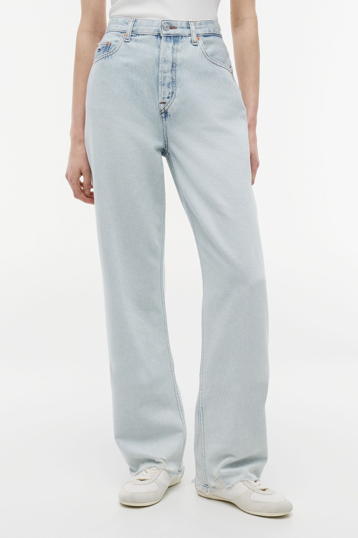 LAYLA HIGH RISE SLIM STRAIGHT DENIM LIGHT 2