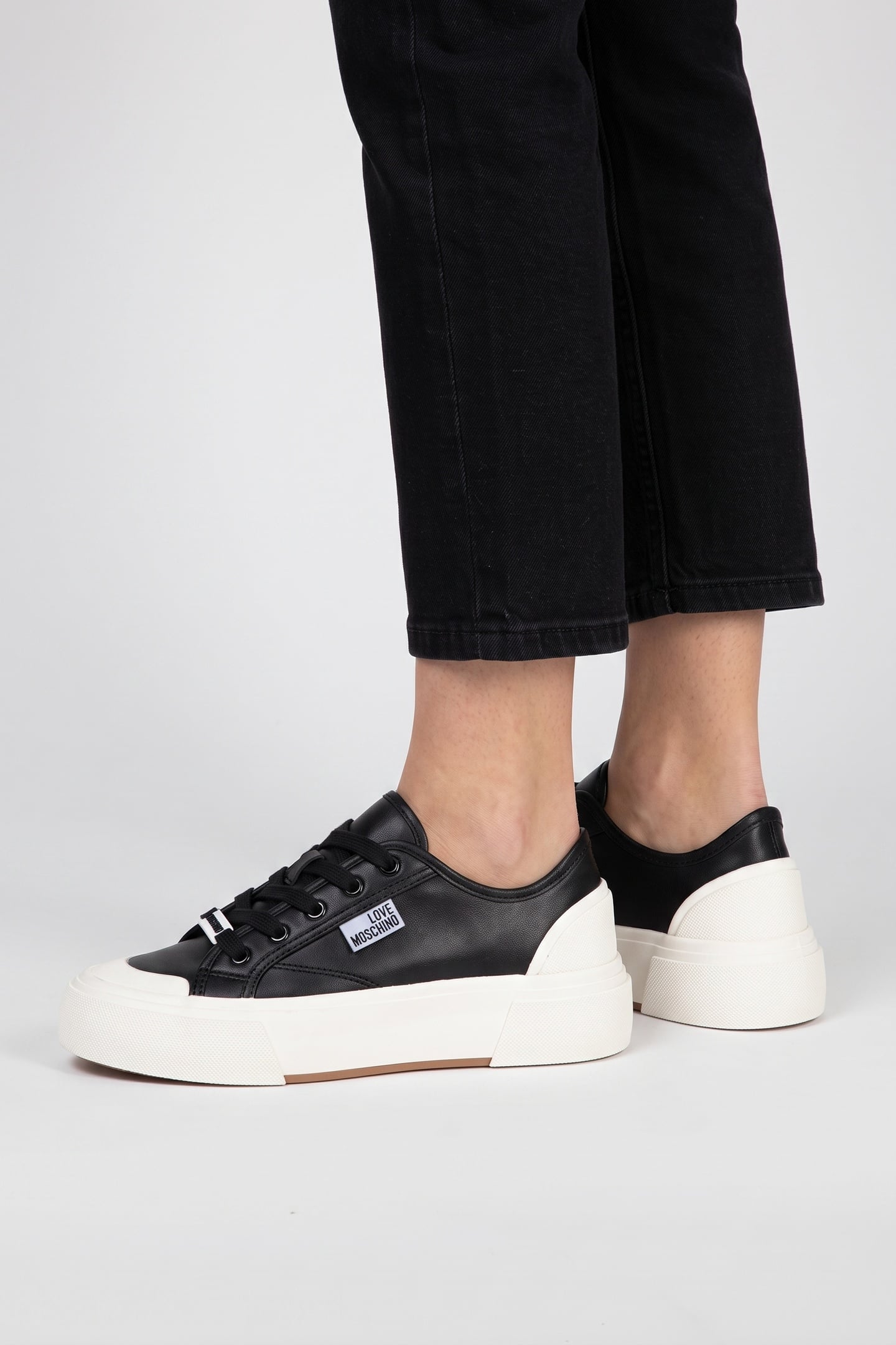 SNEAKERS BLACK 3