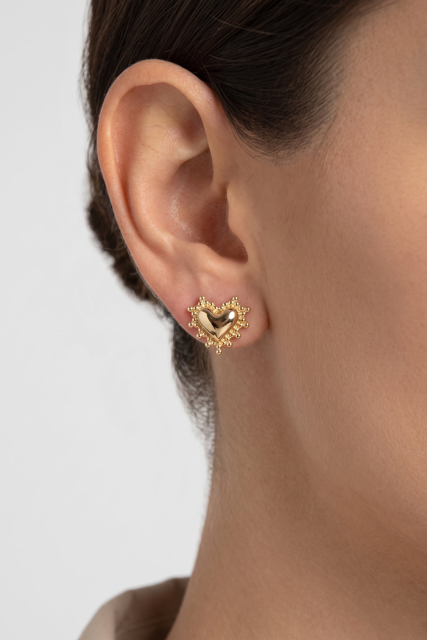 DELICATE HEART OHRRINGE GOLD 1