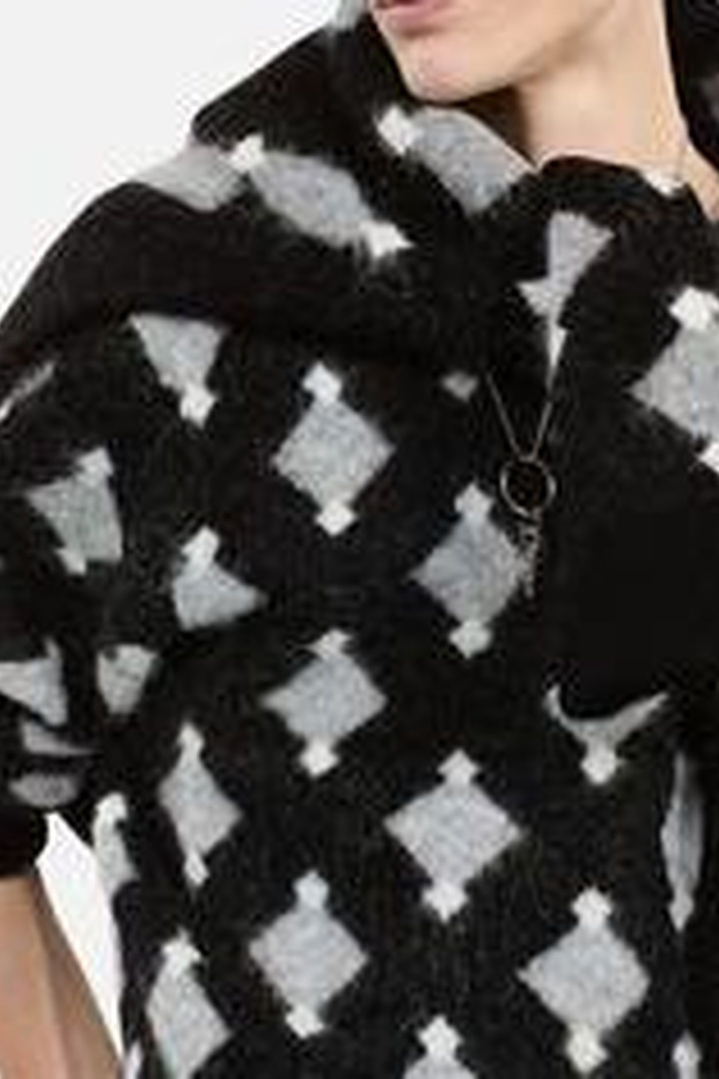 PULL COL ROUND BLACK GREY WHITE 11