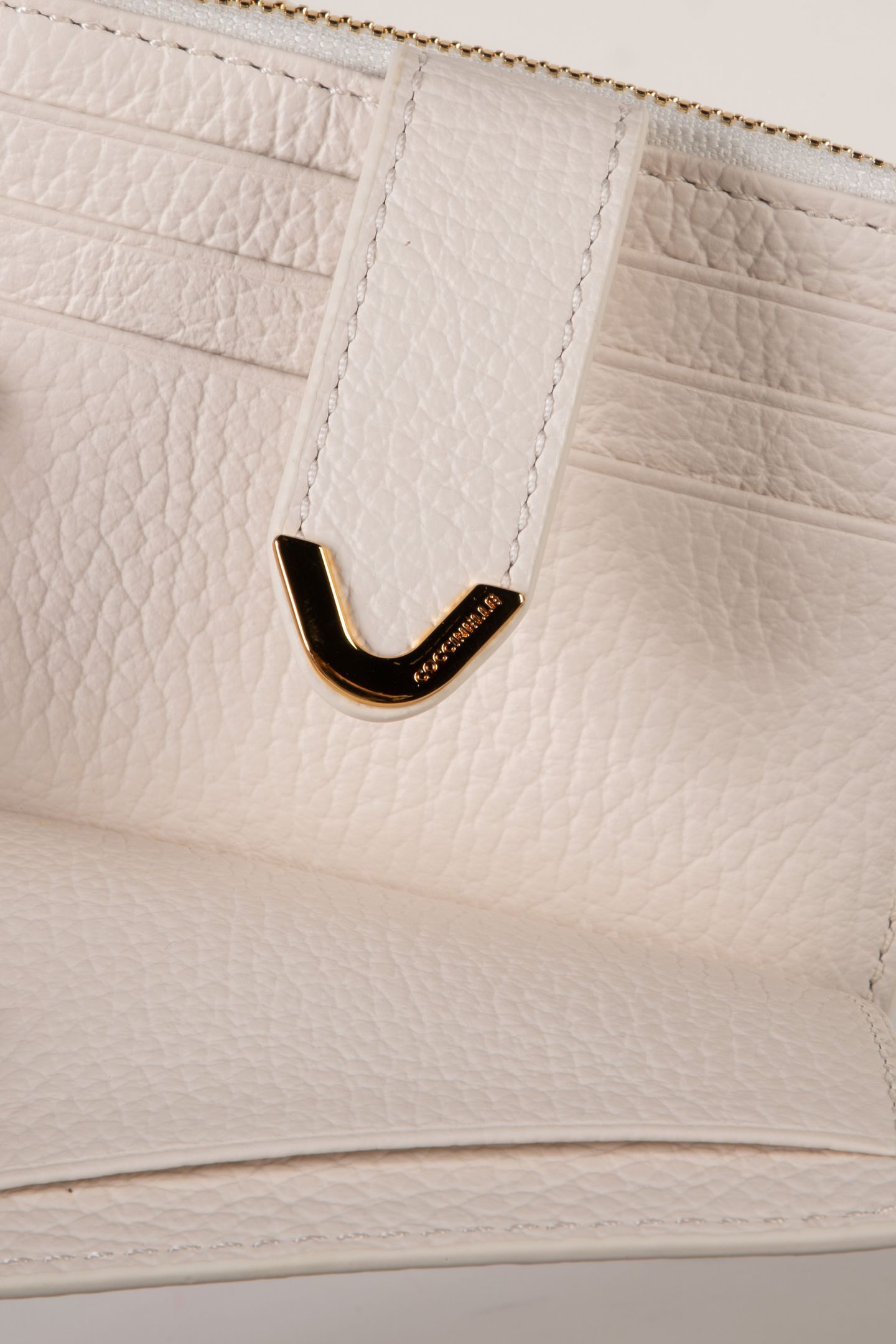 COCCINELLEDEW BLANCO 5