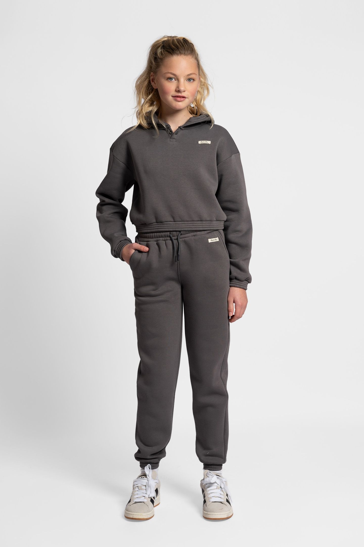 ARIAA SWEATPANTS STEEL GREY 1