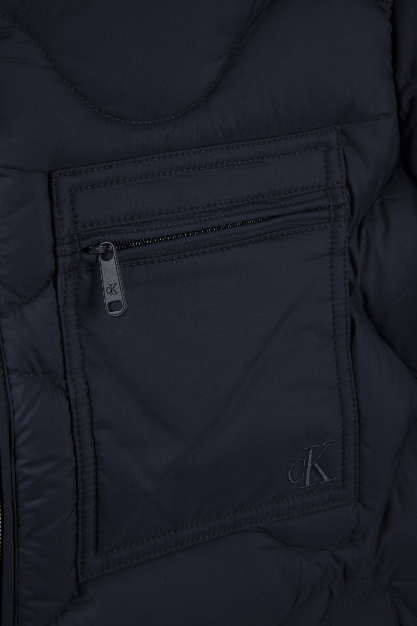 LONG SLEEVE FEATHERWEIGHT NYLON JACKET DARK SAPPHIRE 4
