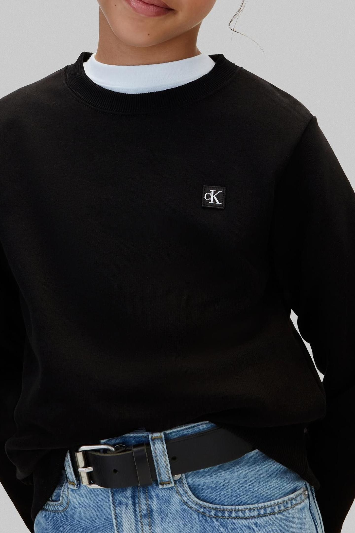 UNISEX MINI BADGE CREW NECK BLACK 6