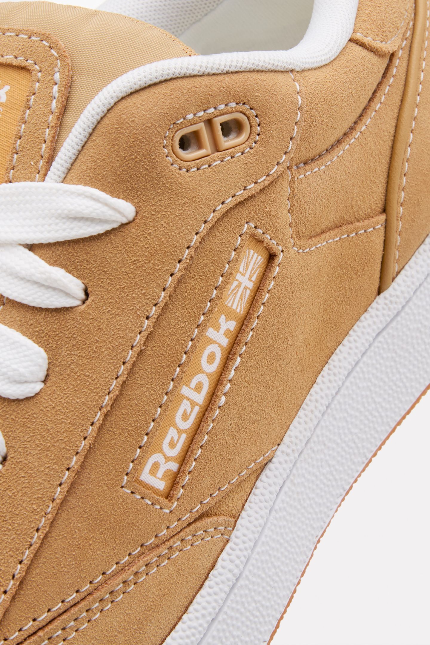 UNISEX CLUB C BULC CLN CAMEL/CAMEL/WHITE 6
