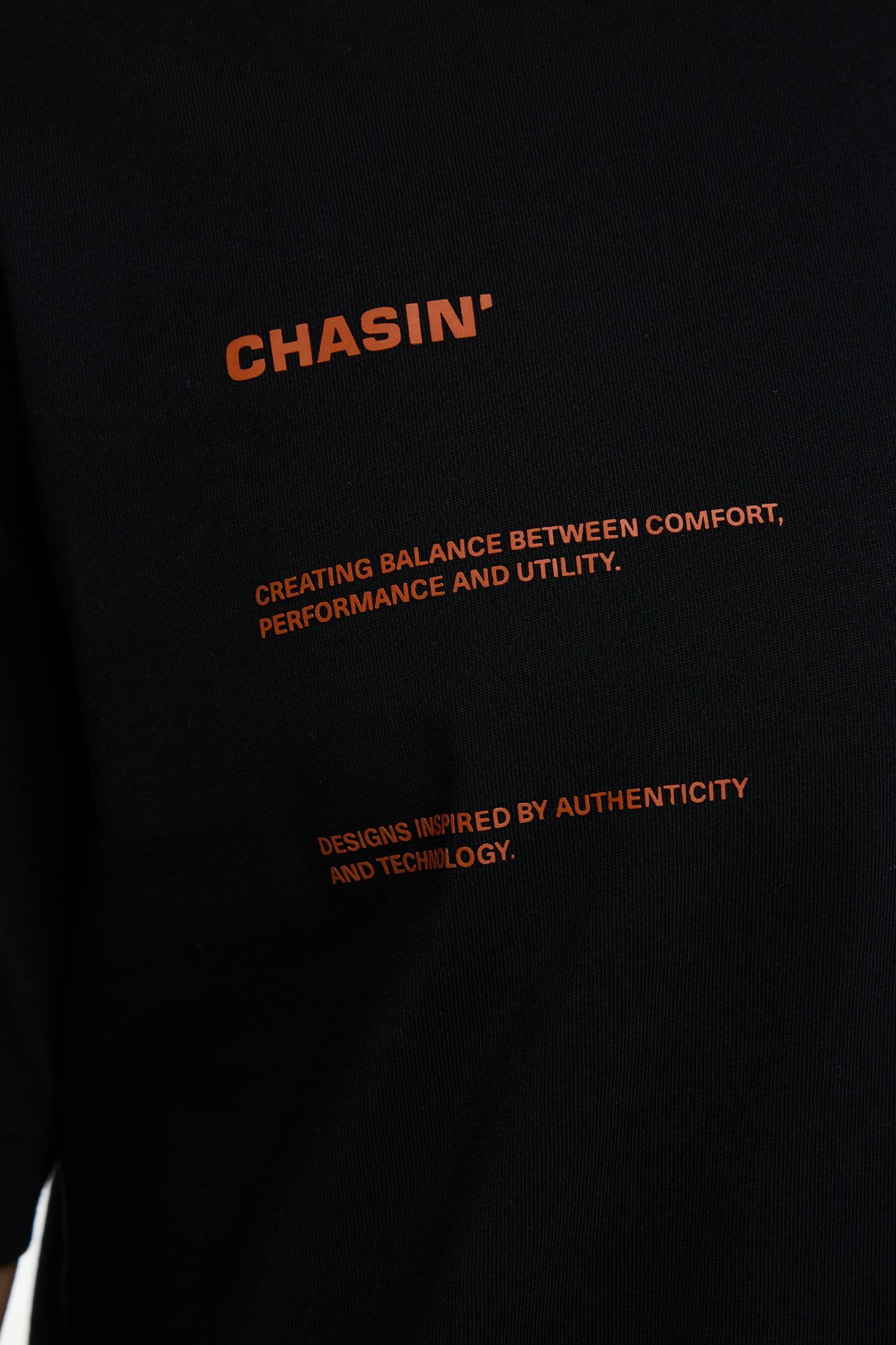SHUTTER T-SHIRT SHORT SLEEVE BLACK 6