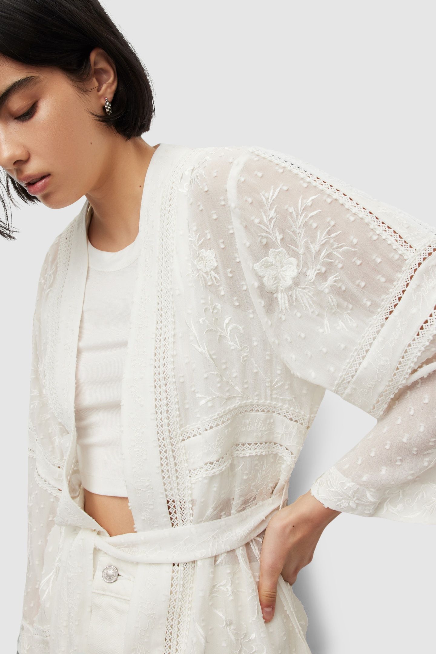 CARINA EMB KIMONO OFF WHITE 7