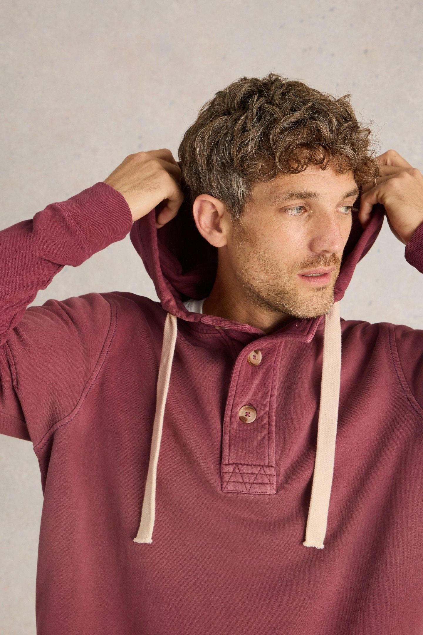 BRAMPTON OVERHEAD HOODIE MID PLUM 6