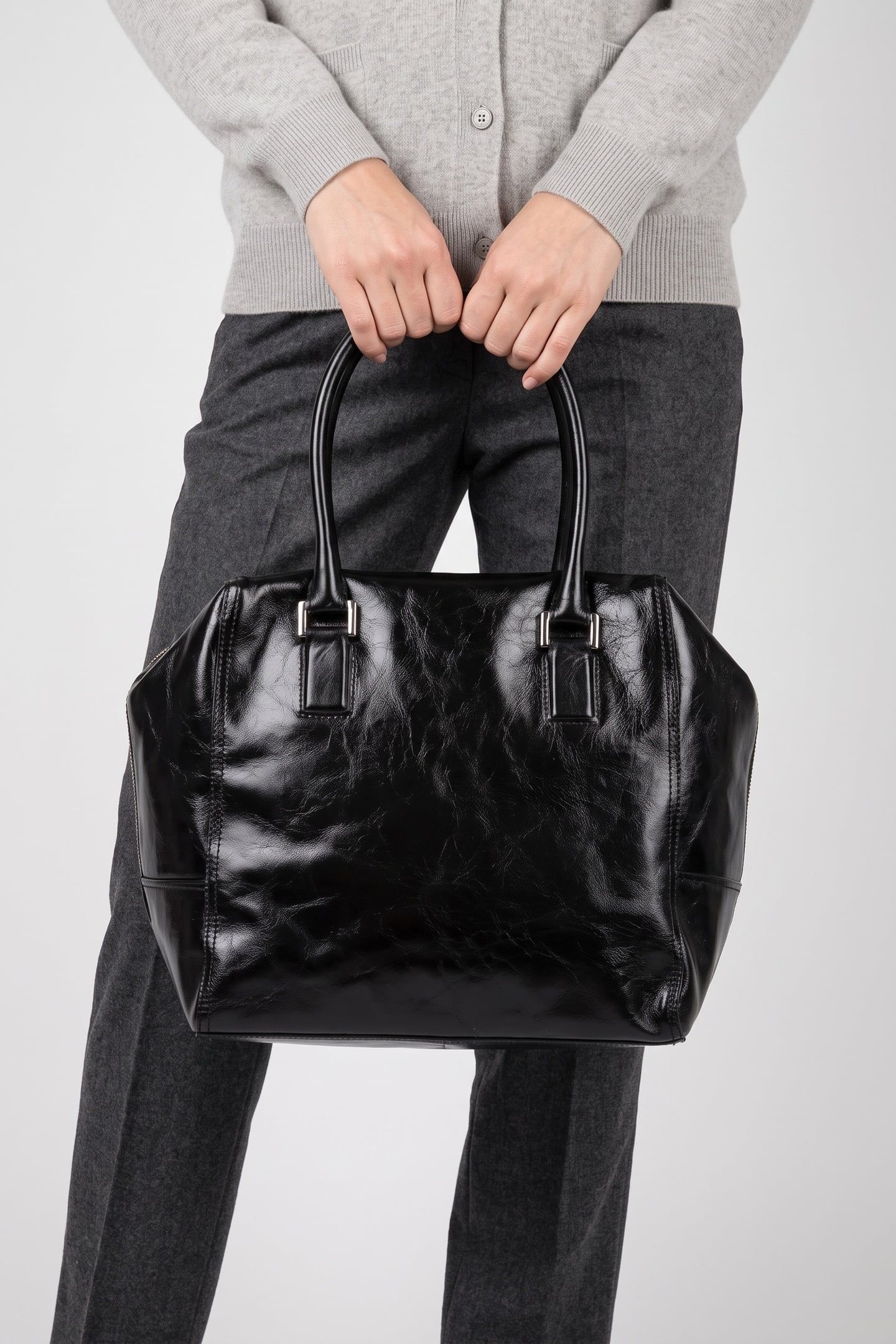 SATCHEL MEDIUM BLACK 1