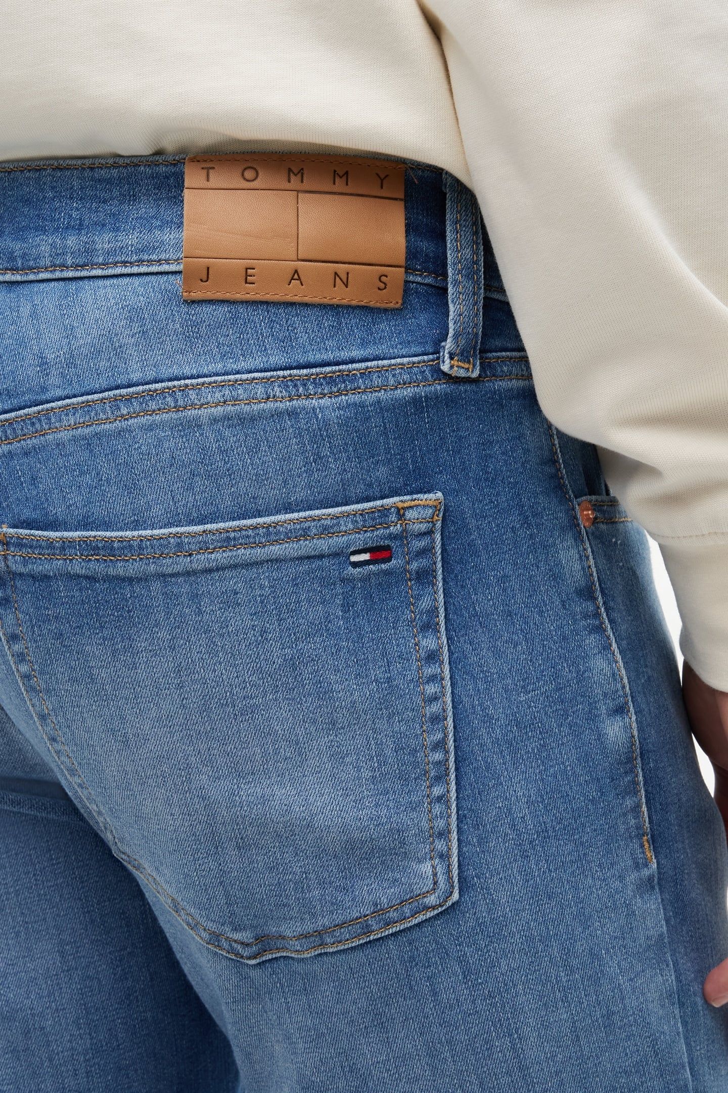 AUSTIN SLIM TAPERED DENIM MEDIUM 4