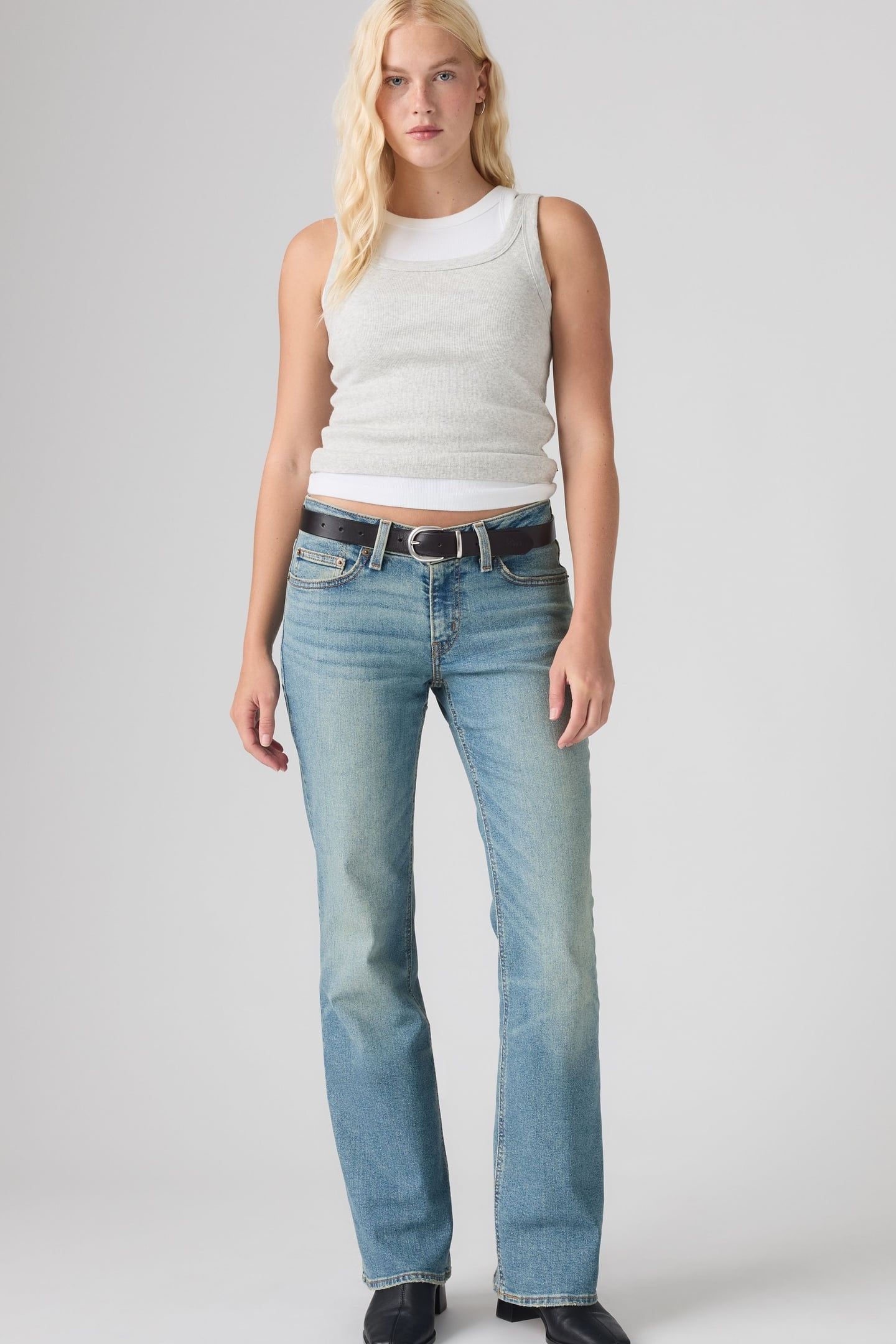 SUPERLOW BOOTCUT JEANS 1