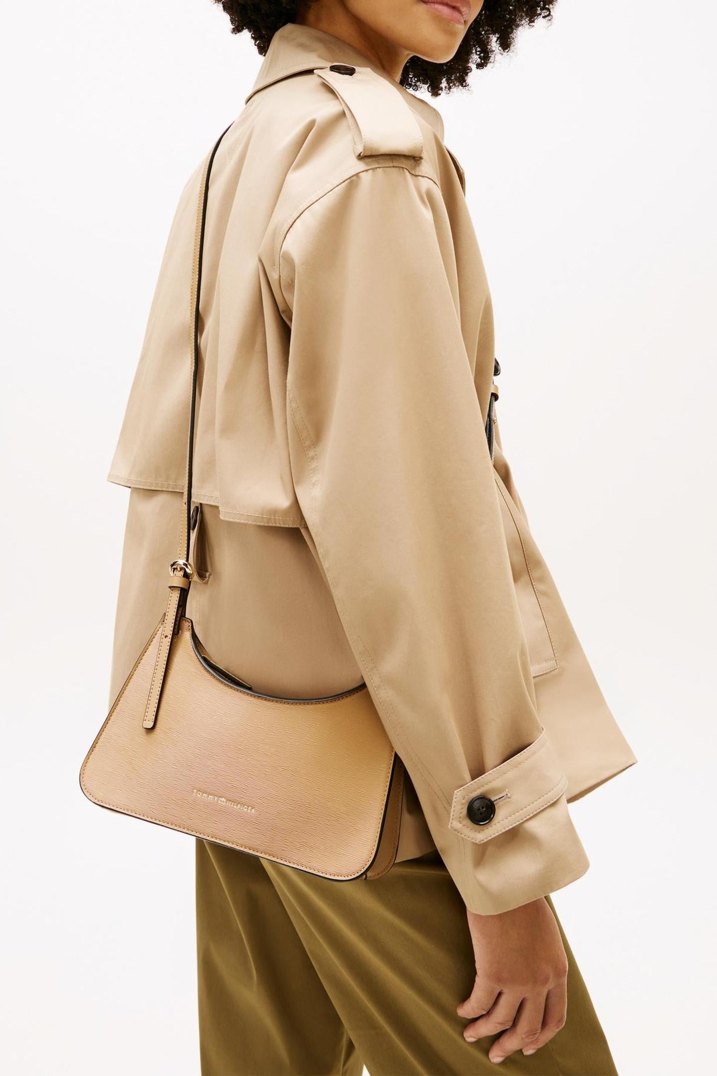 MODERN CROSSOVER SAFARI CANVAS 1