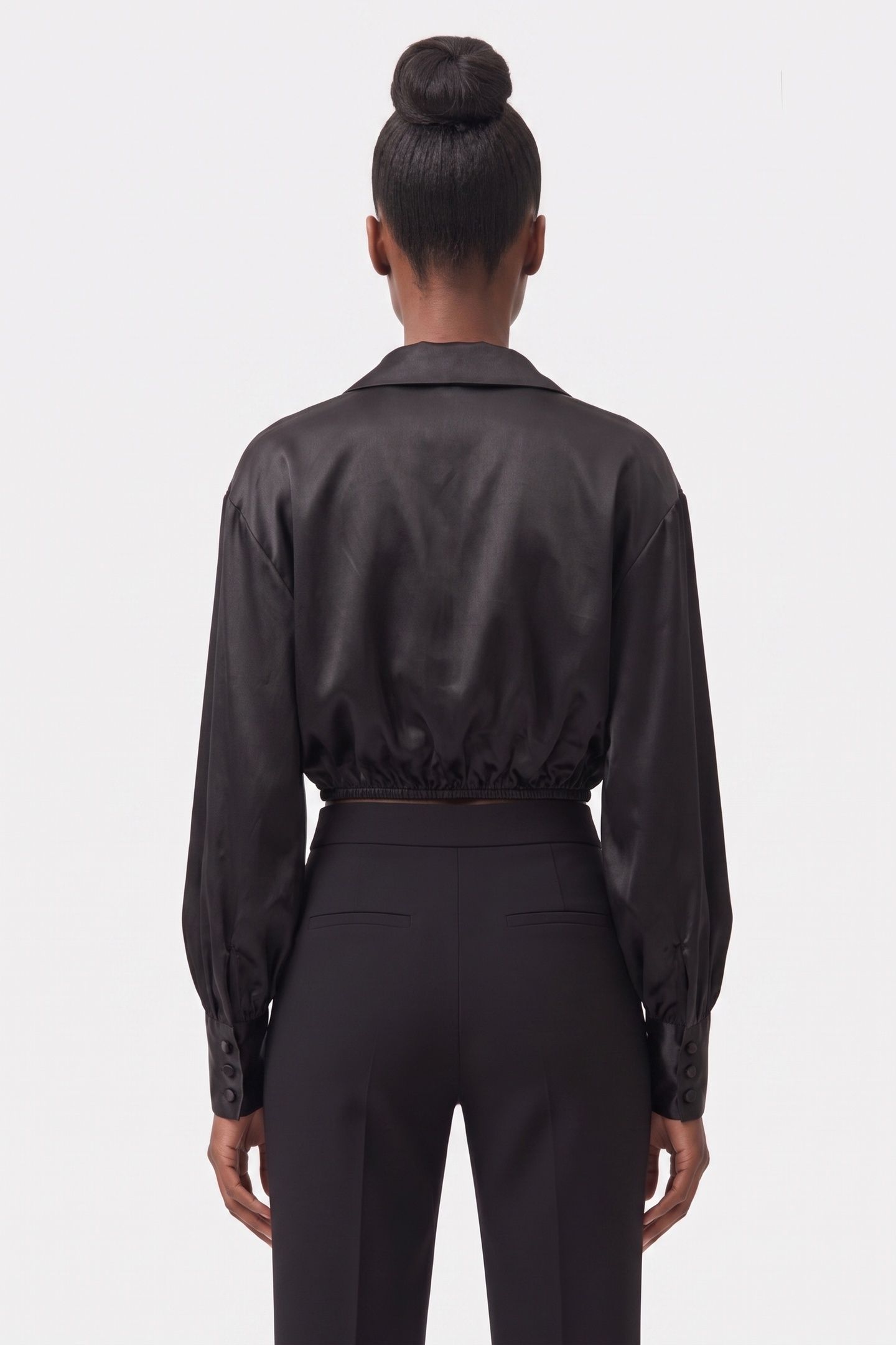 LONG-SLEEVED SHORT TOP WITH TIE BLACK 2