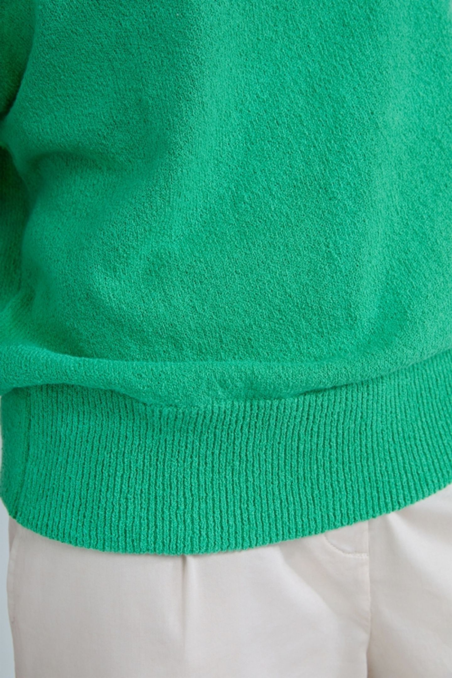 DIAN SWEATER PARROT GREEN 5