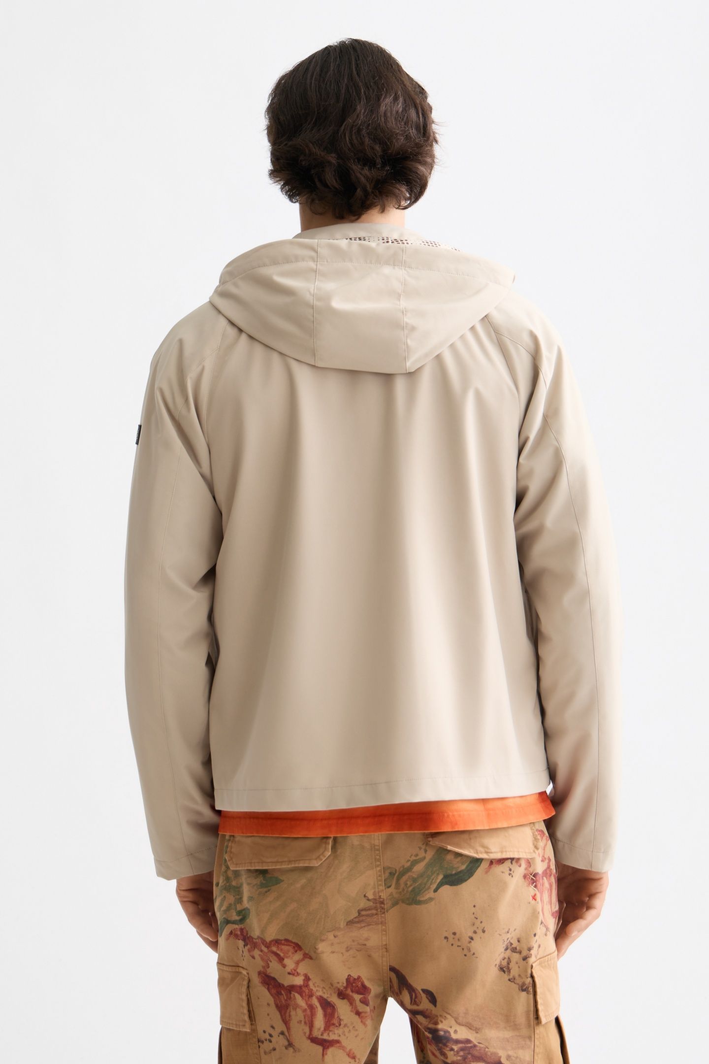 LIGHTWEIGHT HOODED SOFTSHELL JACKET PLAZA TAUPE 2