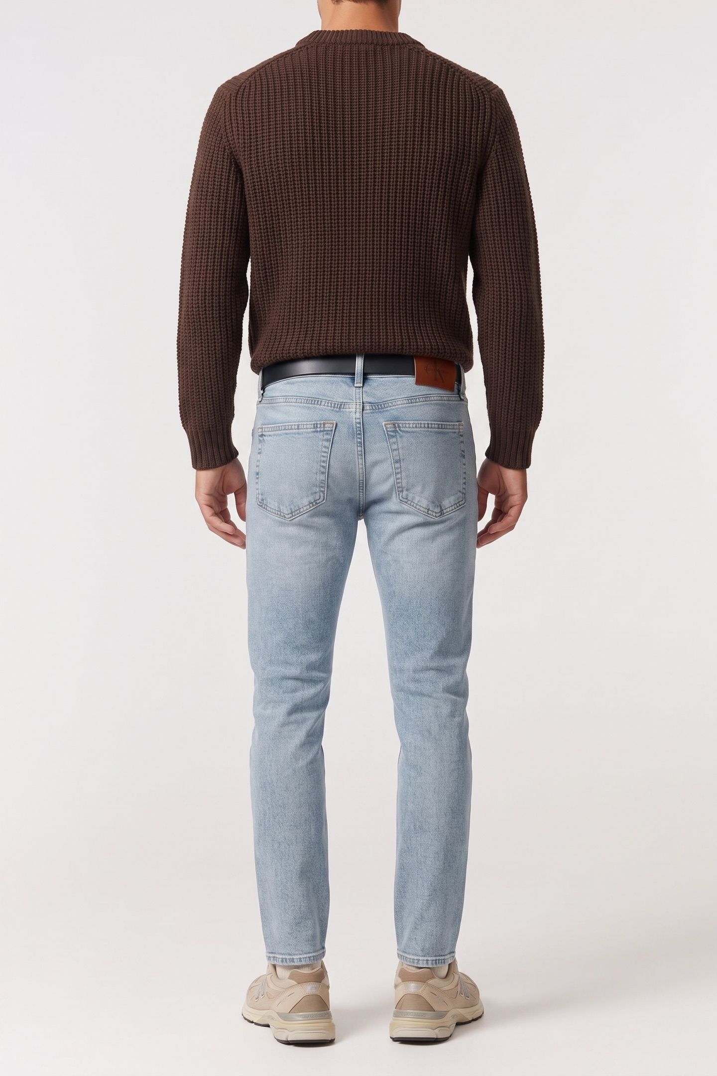SLIM JEANS SPOTLIGHT 2