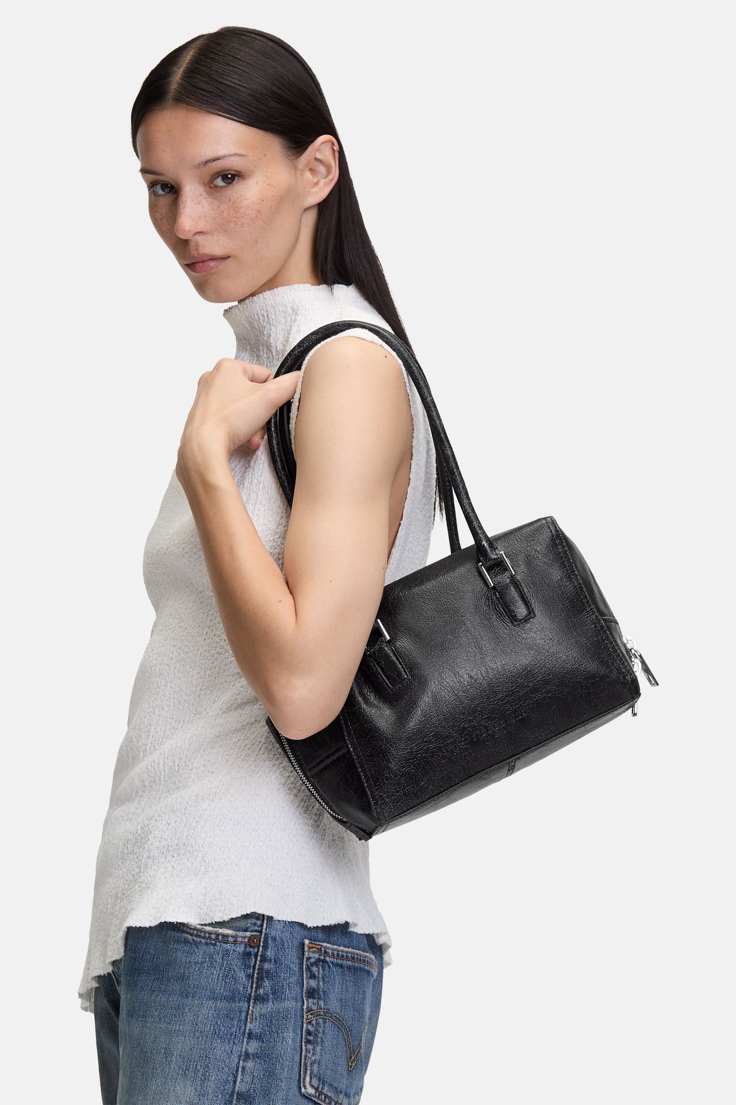 SATCHEL SMALL BLACK 2