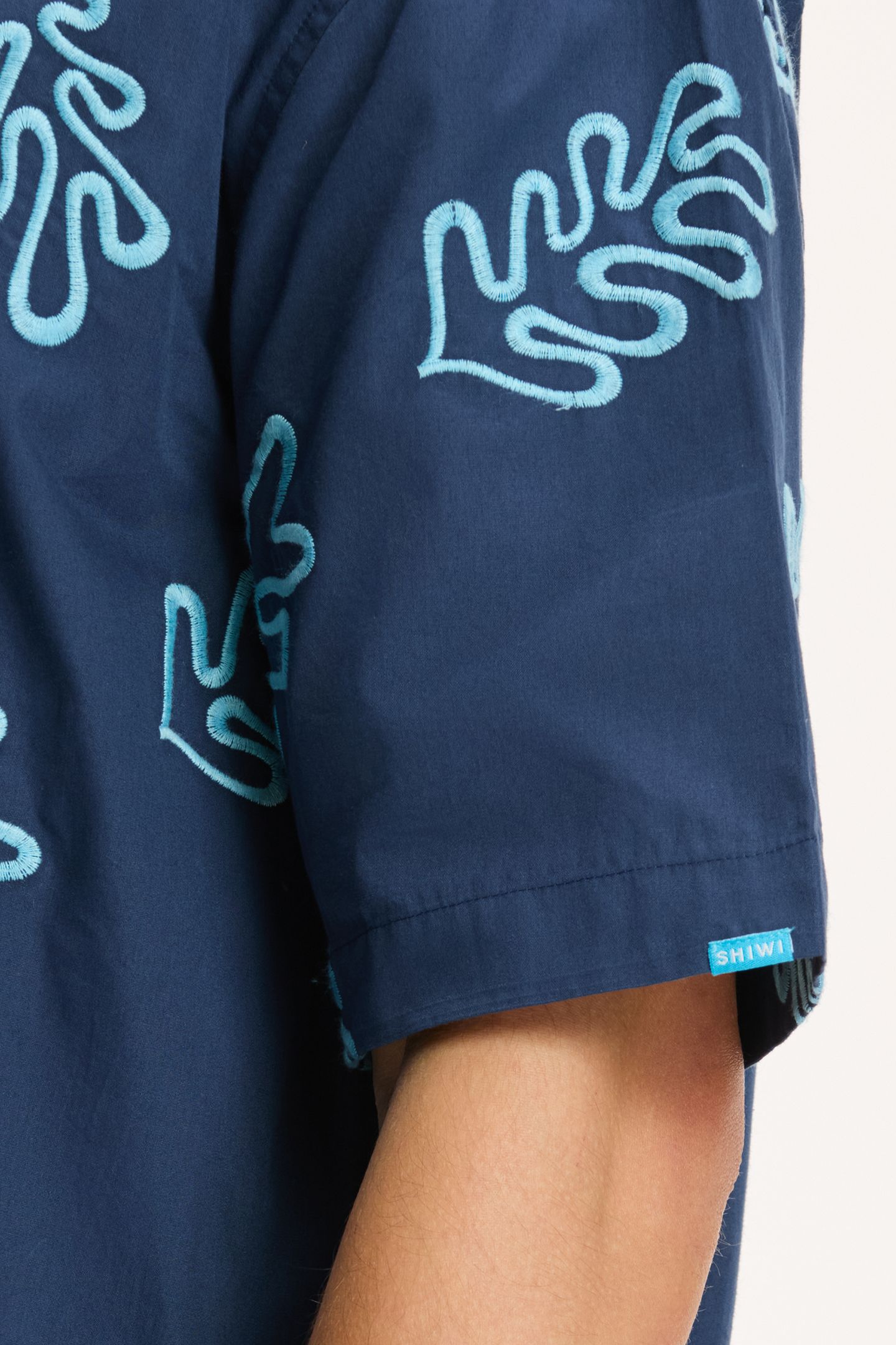 MEN SHORTSLEEVE REEF EMBROIDERY ROYAL BLUE 8