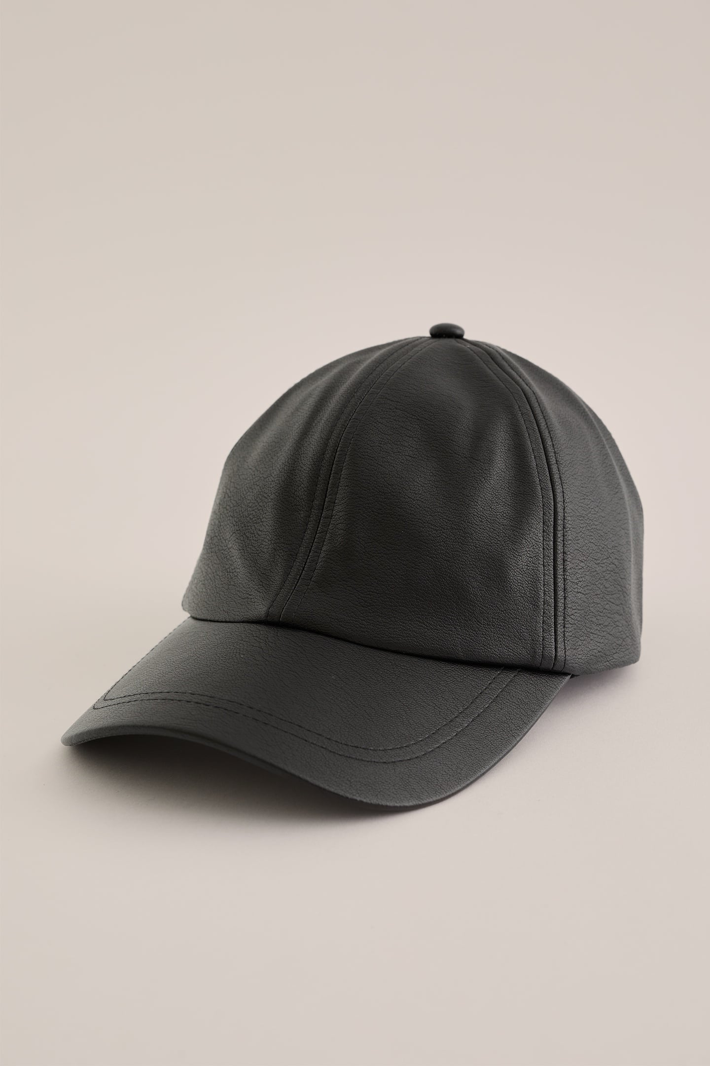 CAP BLACK 1