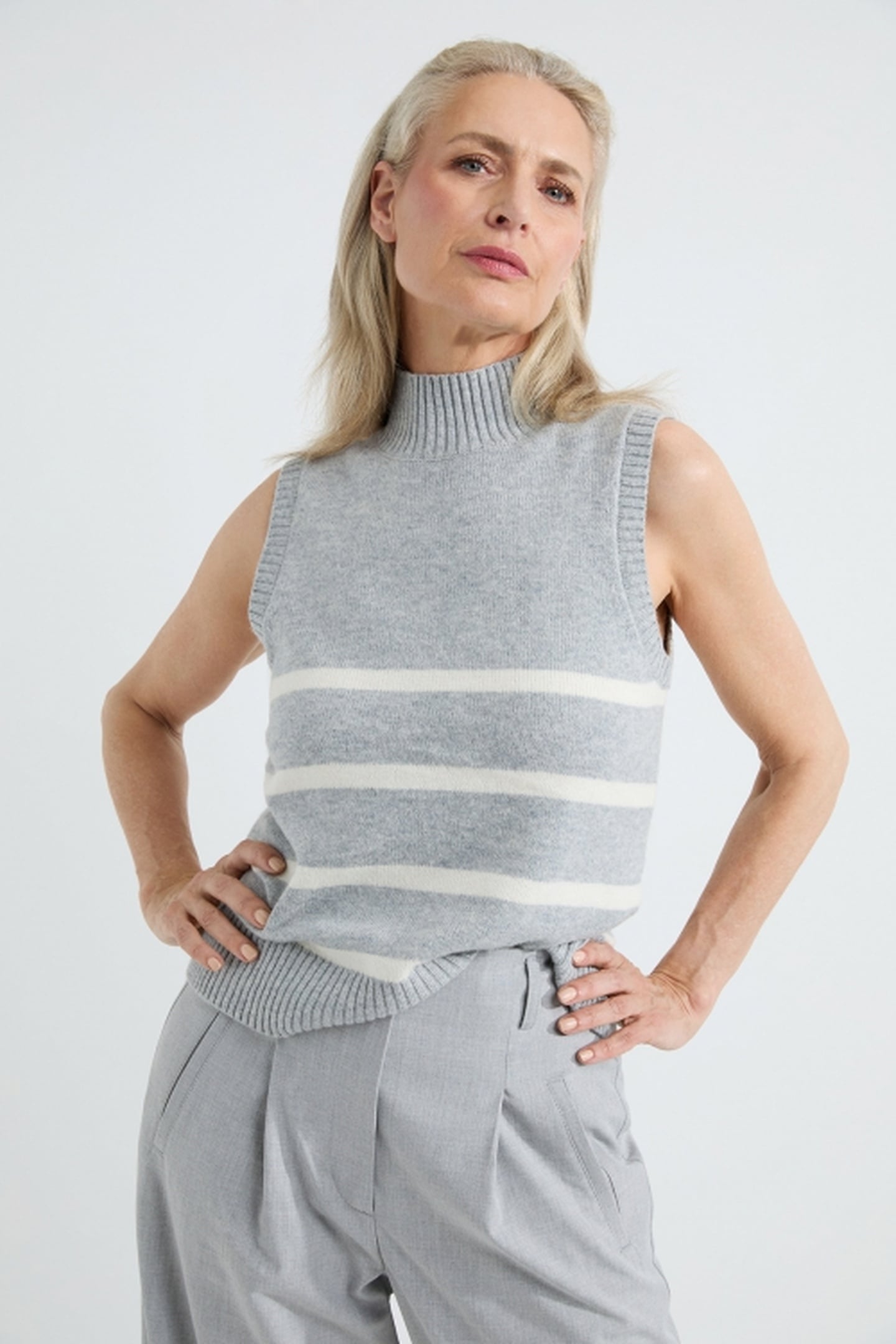ARIANNE SINGLET GREY STRIPE 2